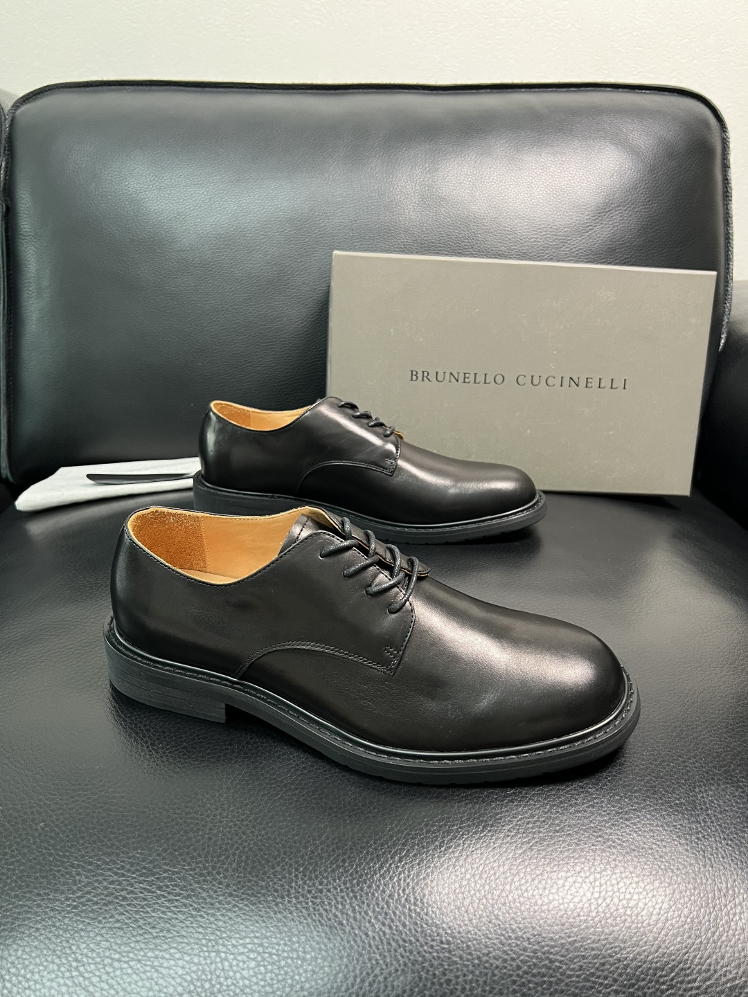 Brunello Cucinelli 高品质 顶级工艺品 BC 专柜同步原厂配置，意大利进口牛皮面料牛内