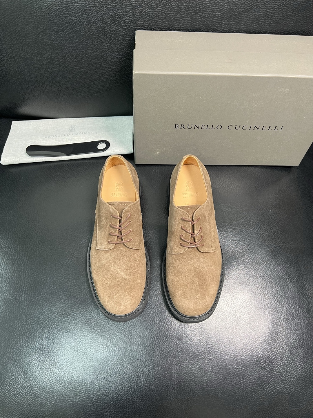 Brunello Cucinelli 高品质 顶级工艺品 BC 专柜同步原厂配置，意大利进口牛皮面料牛内