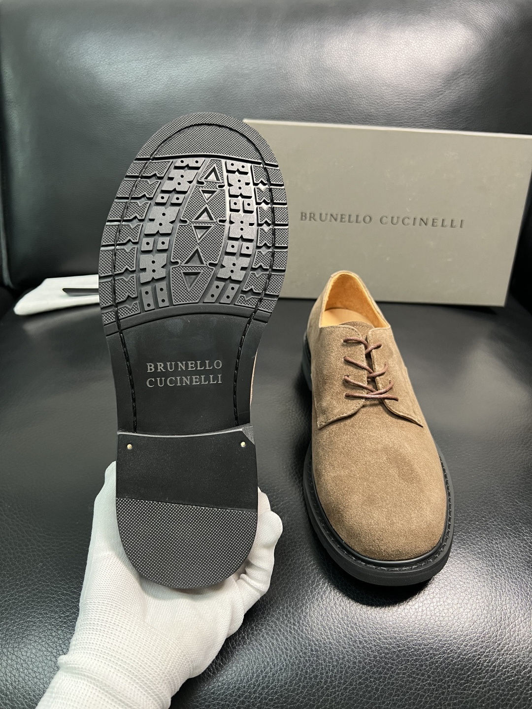 Brunello Cucinelli 高品质 顶级工艺品 BC 专柜同步原厂配置，意大利进口牛皮面料牛内
