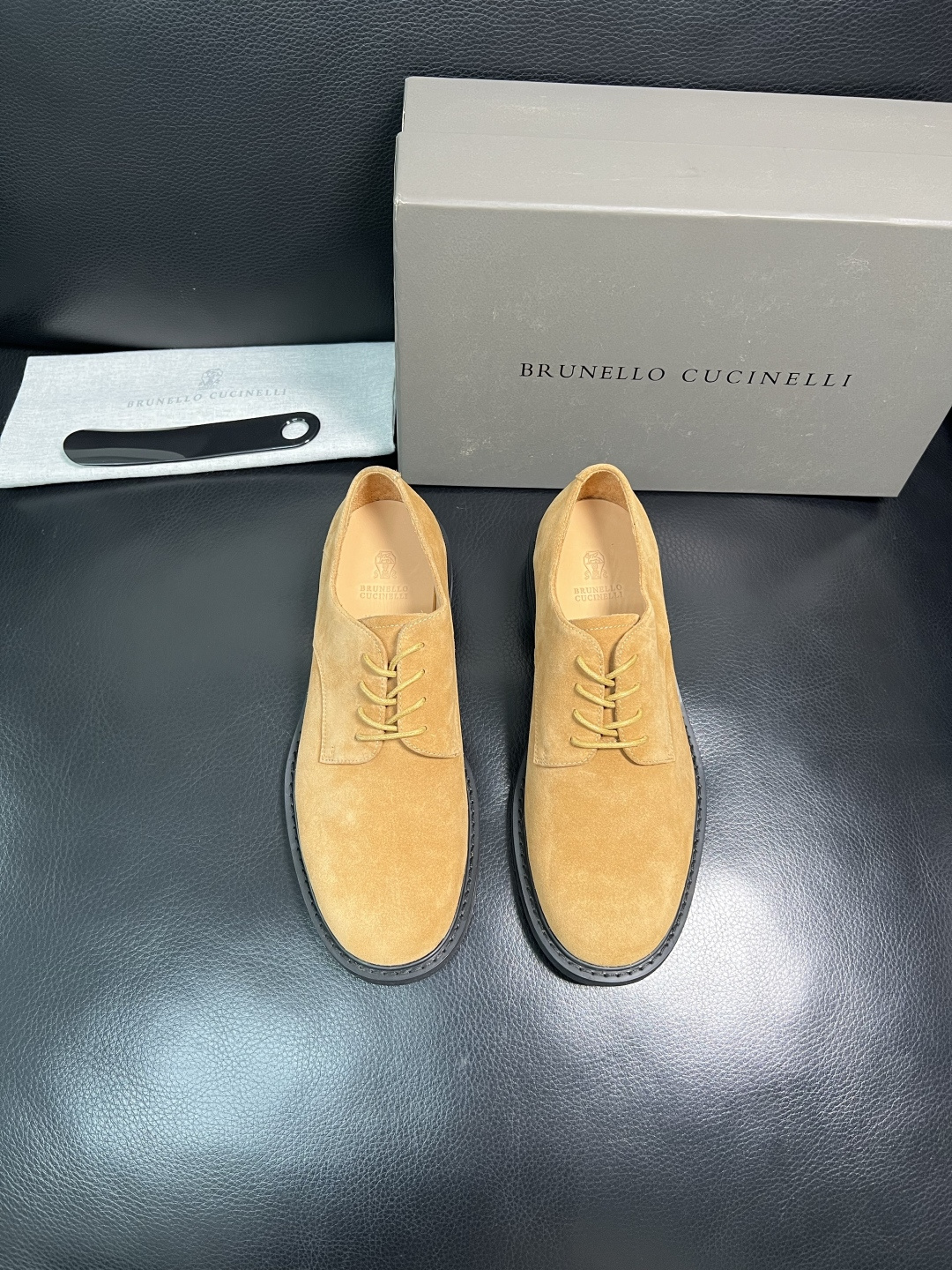 Brunello Cucinelli 高品质 顶级工艺品 BC 专柜同步原厂配置，意大利进口牛皮面料牛内
