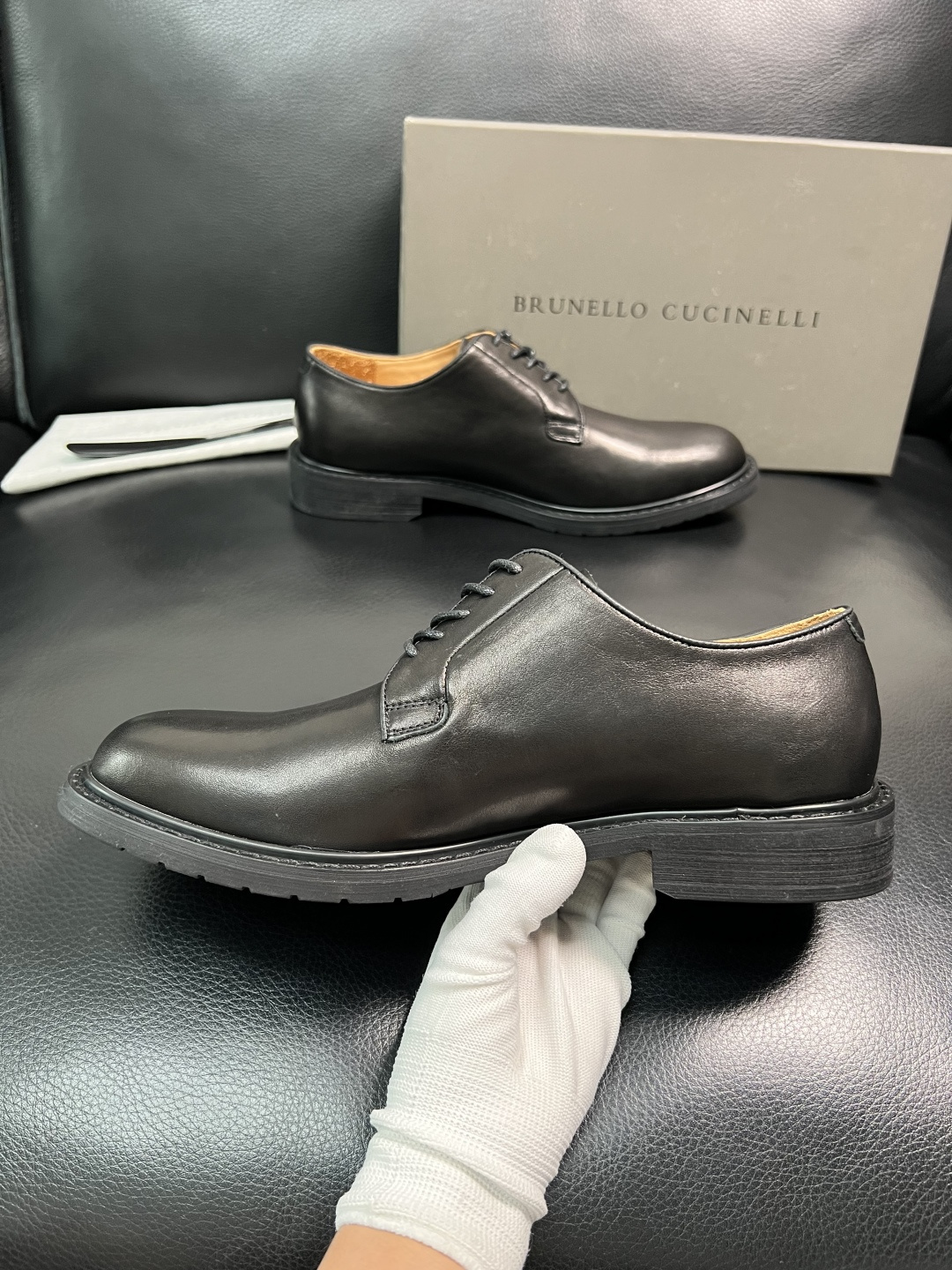 Brunello Cucinelli 高品质 顶级工艺品 BC 专柜同步原厂配置，意大利进口牛皮面料牛内