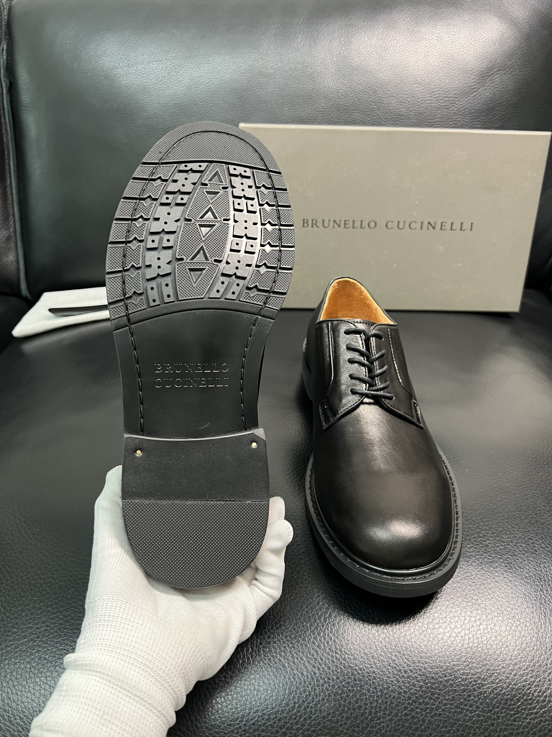 Brunello Cucinelli 高品质 顶级工艺品 BC 专柜同步原厂配置，意大利进口牛皮面料牛内
