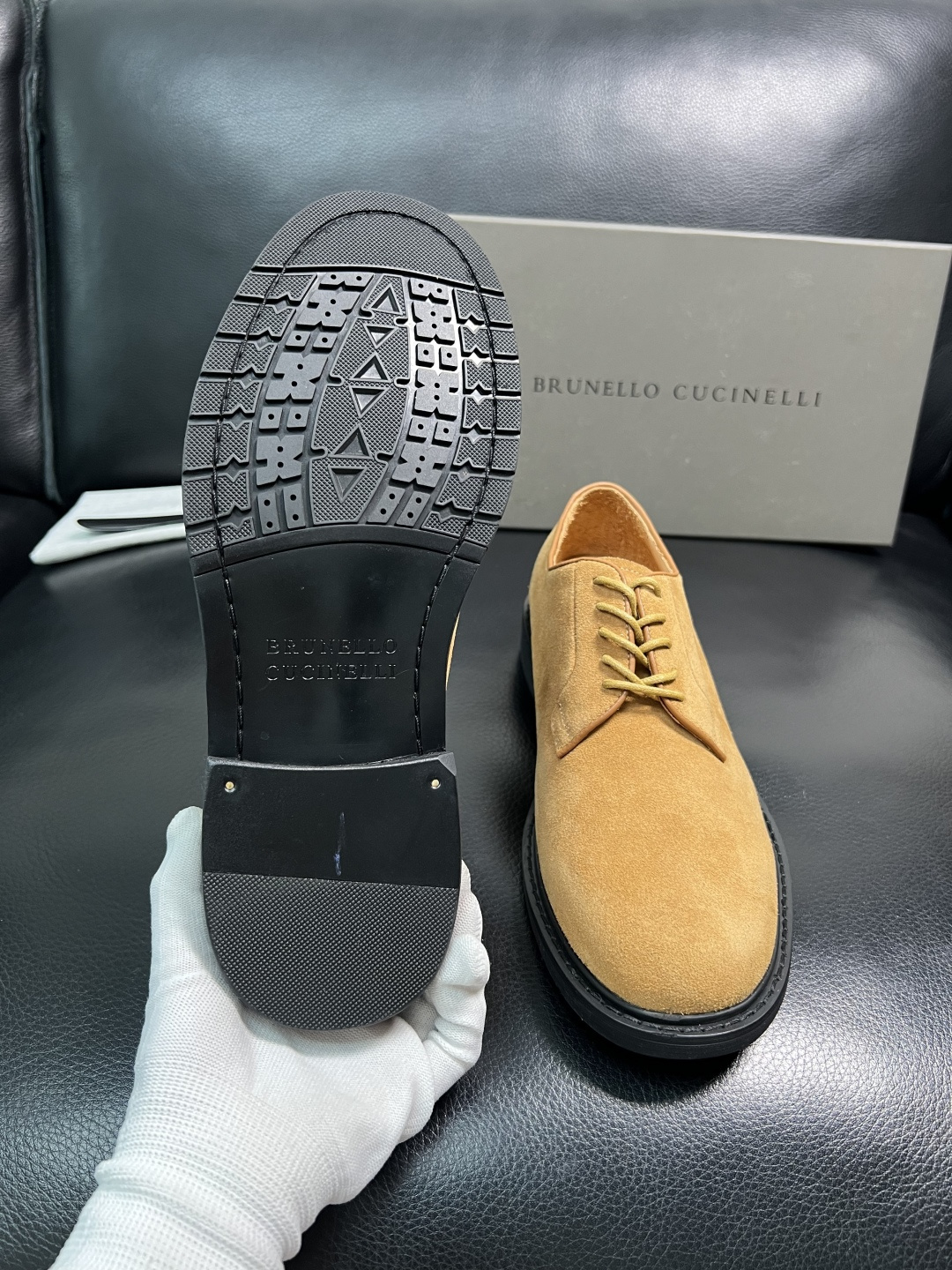 Brunello Cucinelli 高品质 顶级工艺品 BC 专柜同步原厂配置，意大利进口牛皮面料牛内