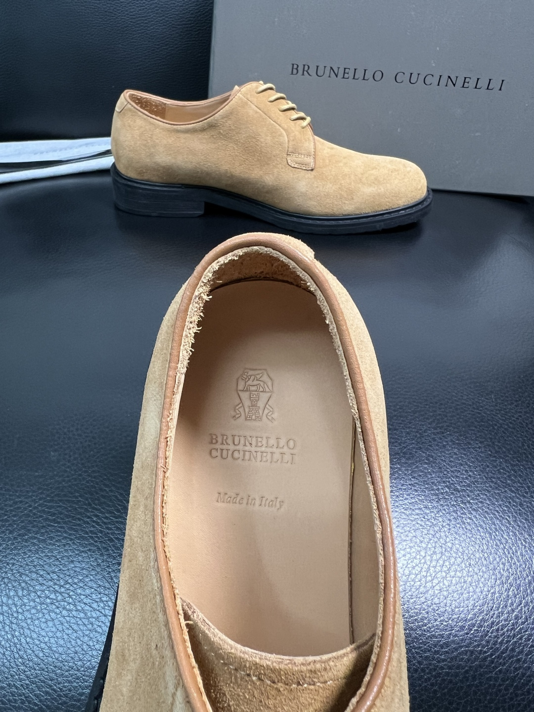 Brunello Cucinelli 高品质 顶级工艺品 BC 专柜同步原厂配置，意大利进口牛皮面料牛内