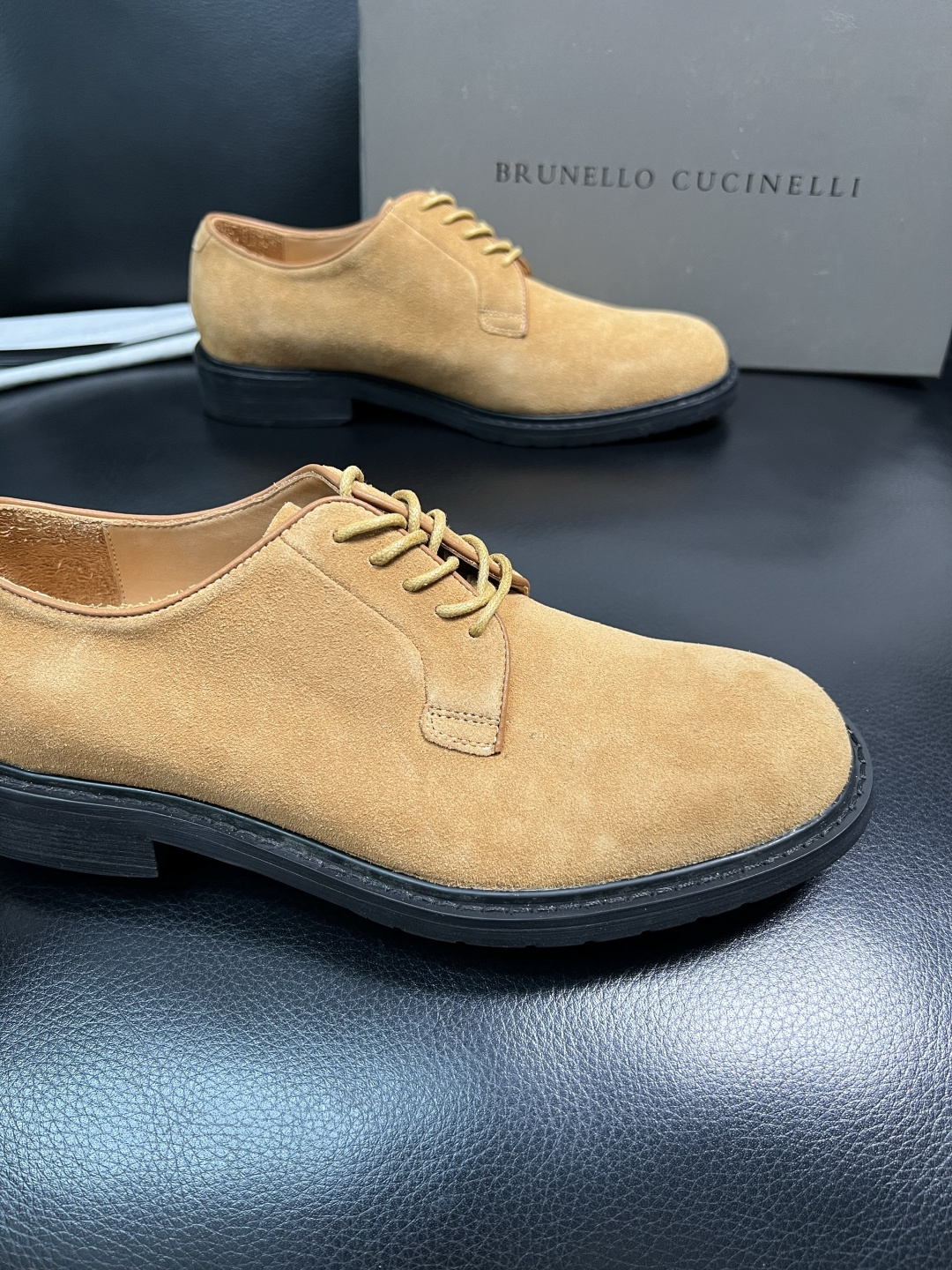 Brunello Cucinelli 高品质 顶级工艺品 BC 专柜同步原厂配置，意大利进口牛皮面料牛内