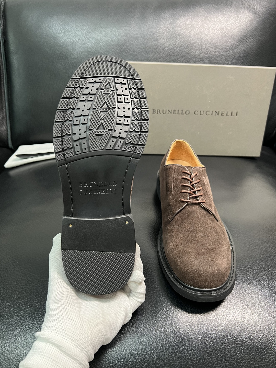 Brunello Cucinelli 高品质 顶级工艺品 BC 专柜同步原厂配置，意大利进口牛皮面料牛内