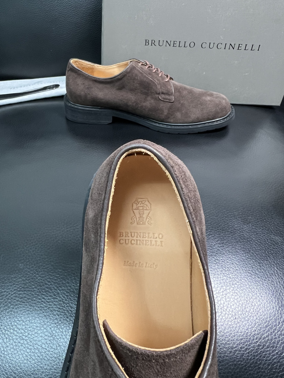 Brunello Cucinelli 高品质 顶级工艺品 BC 专柜同步原厂配置，意大利进口牛皮面料牛内