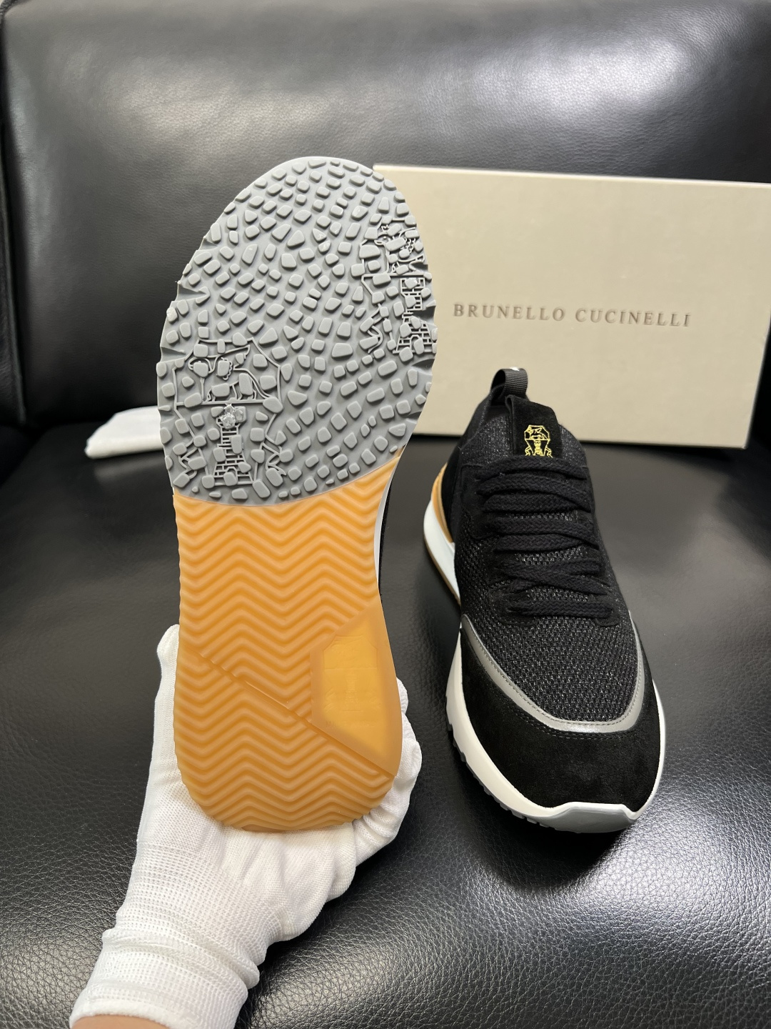 Brunello Cucinelli 高品质 顶级工艺品 BC 专柜同步原厂配置，意大利进口牛皮面料牛内