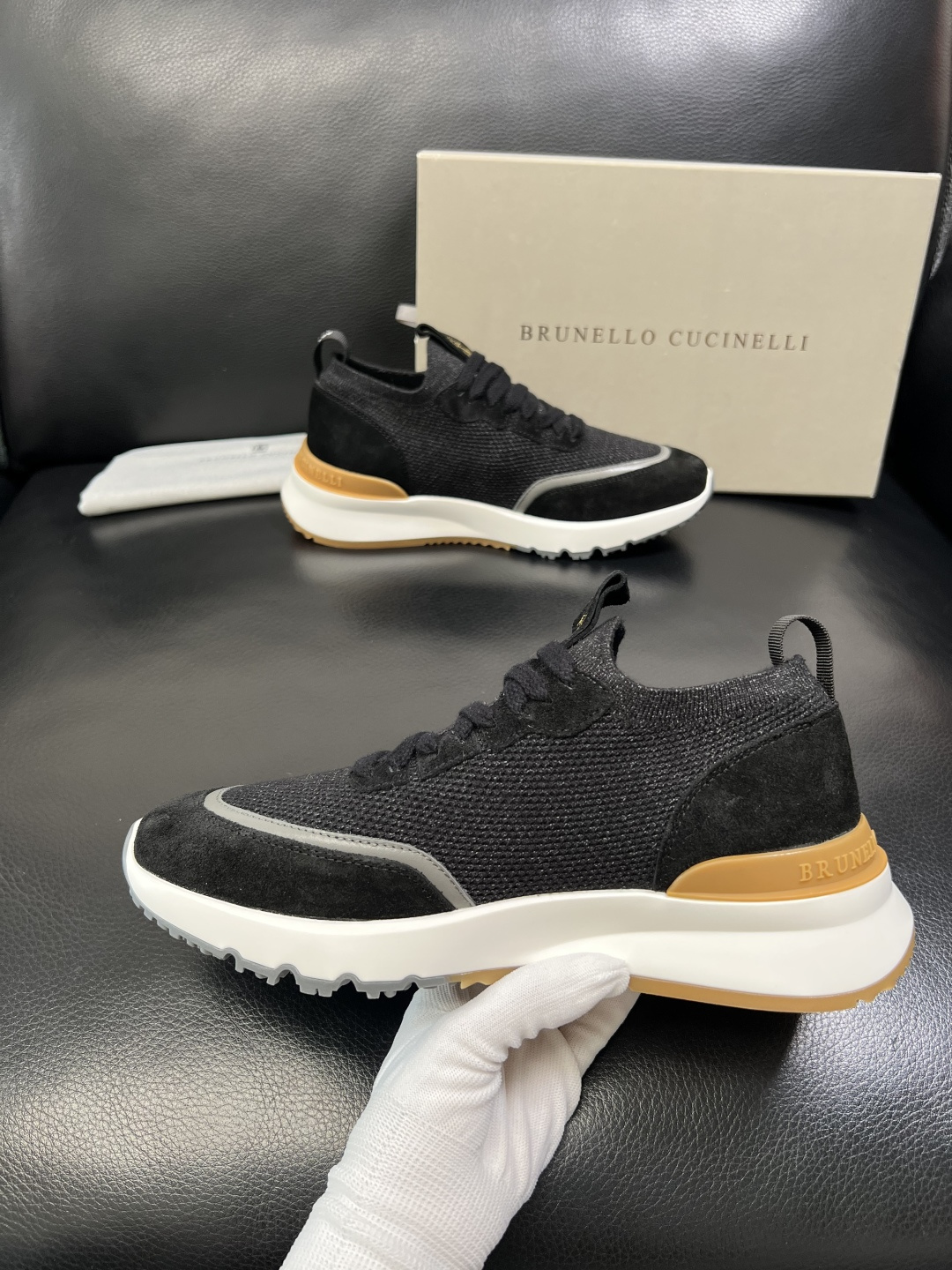 Brunello Cucinelli 高品质 顶级工艺品 BC 专柜同步原厂配置，意大利进口牛皮面料牛内