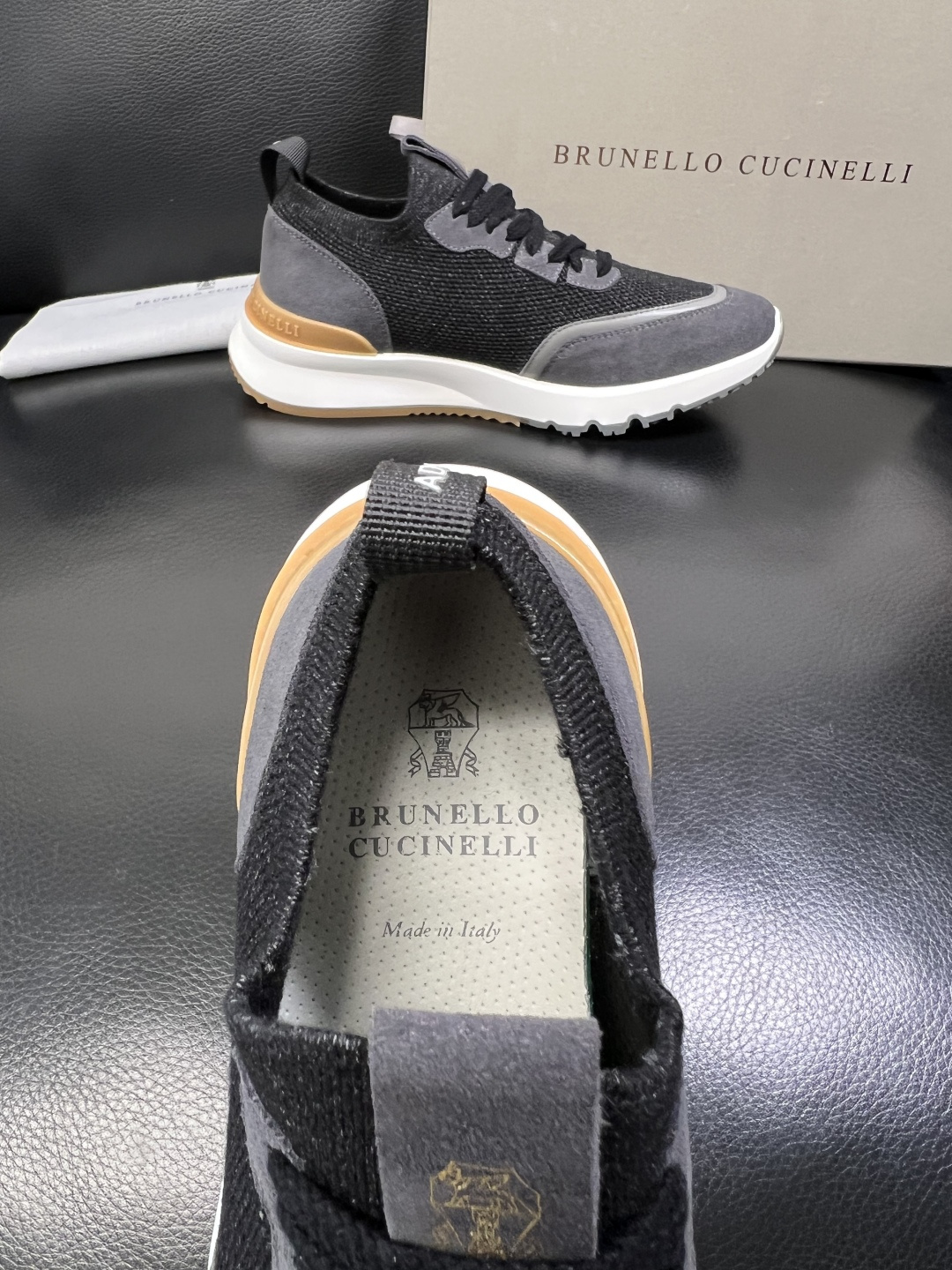 Brunello Cucinelli 高品质 顶级工艺品 BC 专柜同步原厂配置，意大利进口牛皮面料牛内