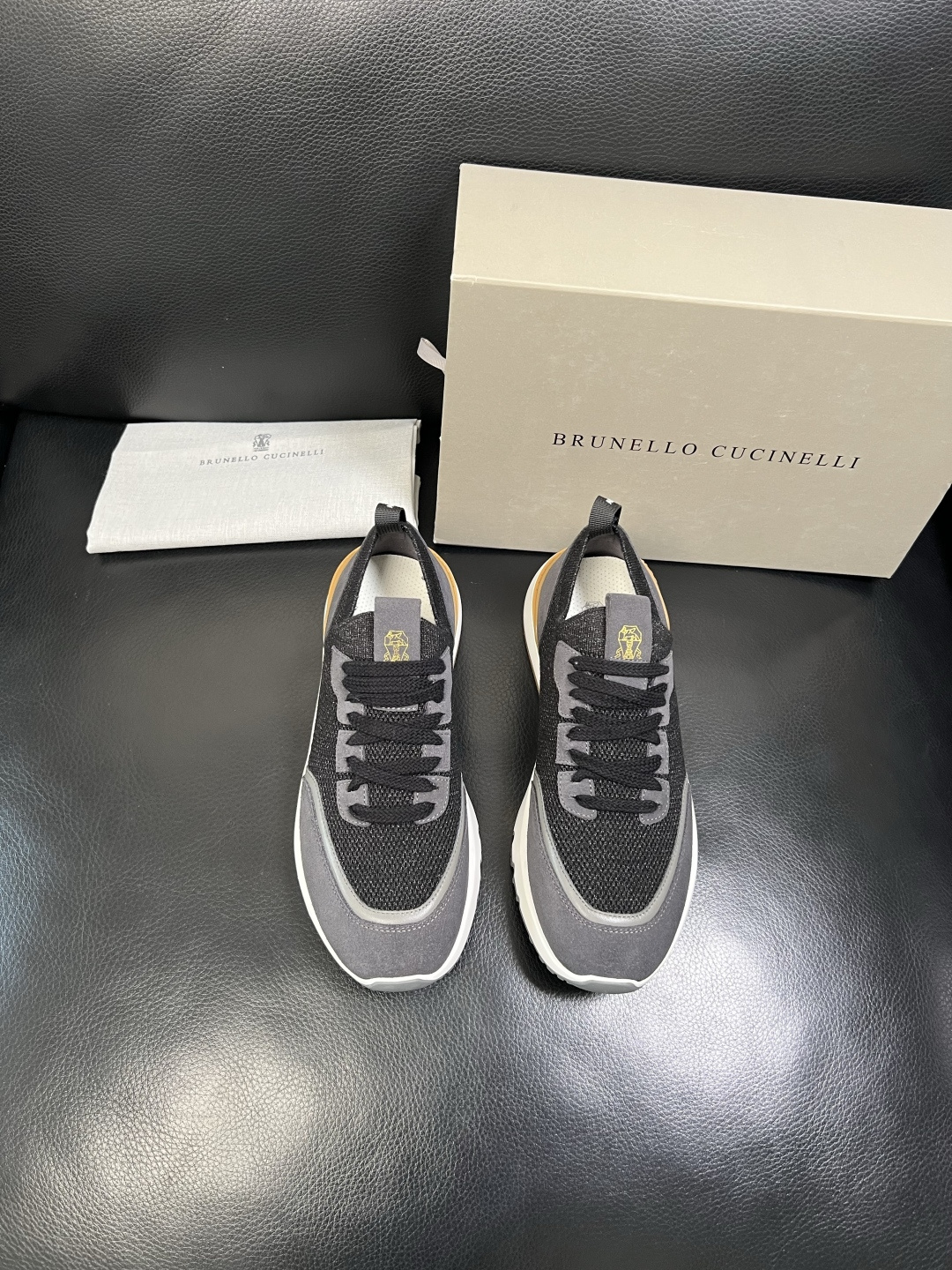 Brunello Cucinelli 高品质 顶级工艺品 BC 专柜同步原厂配置，意大利进口牛皮面料牛内