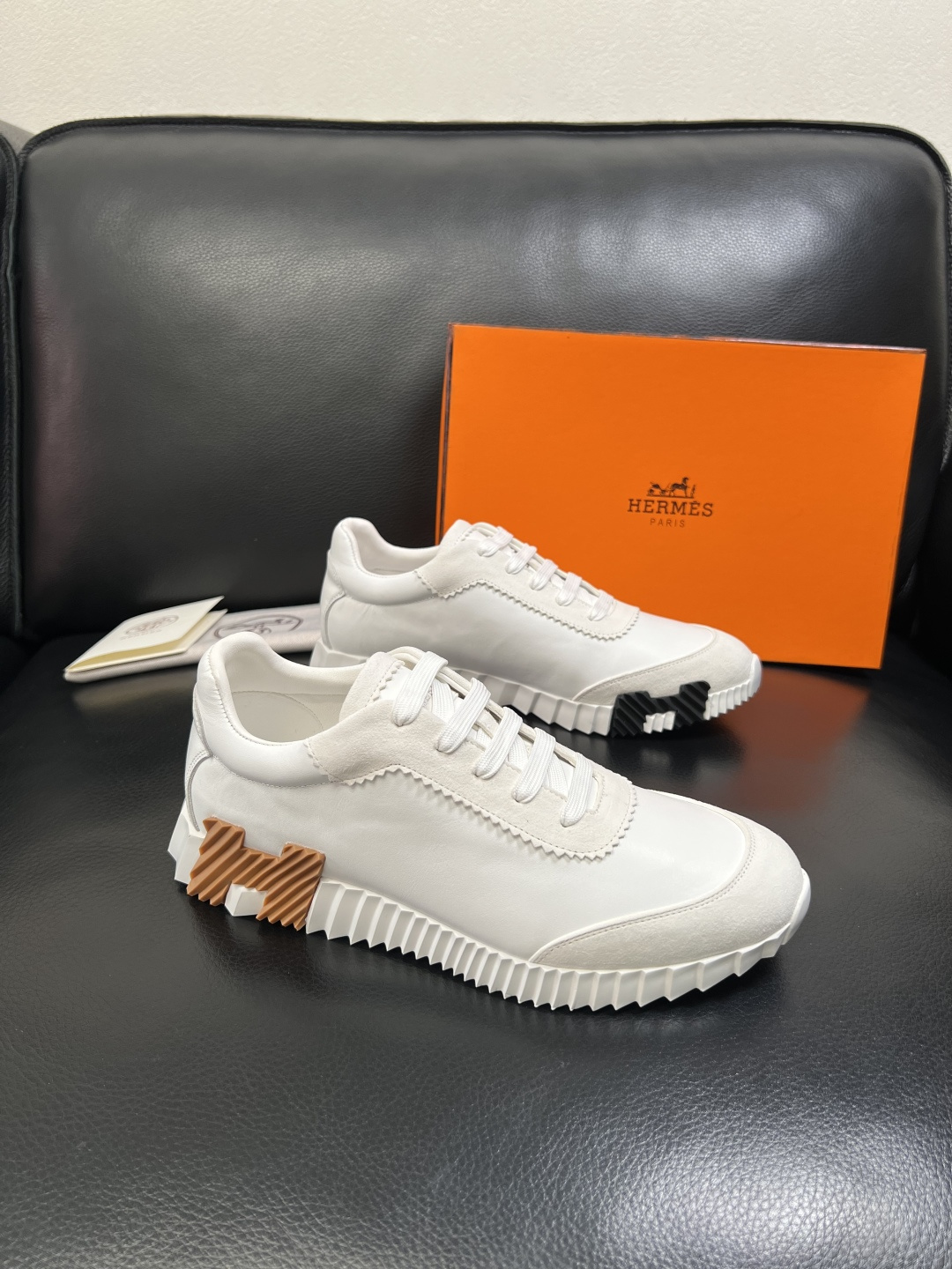 Hermes 高品质 顶级工艺品 爱马仕 专柜同步发售原厂配置，意大利进口原版牛皮面料，高品质拼接工艺，