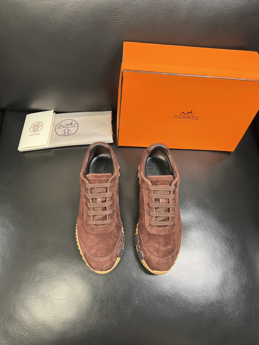 Hermes 高品质 顶级工艺品 爱马仕 专柜同步发售原厂配置，意大利进口原版牛皮面料，高品质拼接工艺，