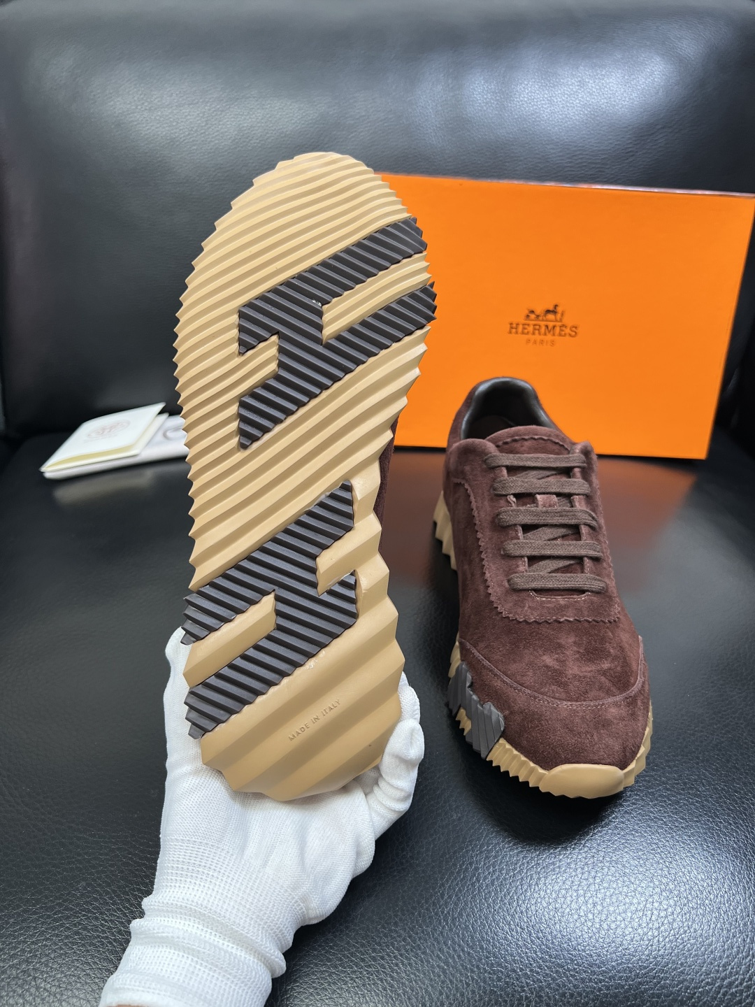 Hermes 高品质 顶级工艺品 爱马仕 专柜同步发售原厂配置，意大利进口原版牛皮面料，高品质拼接工艺，