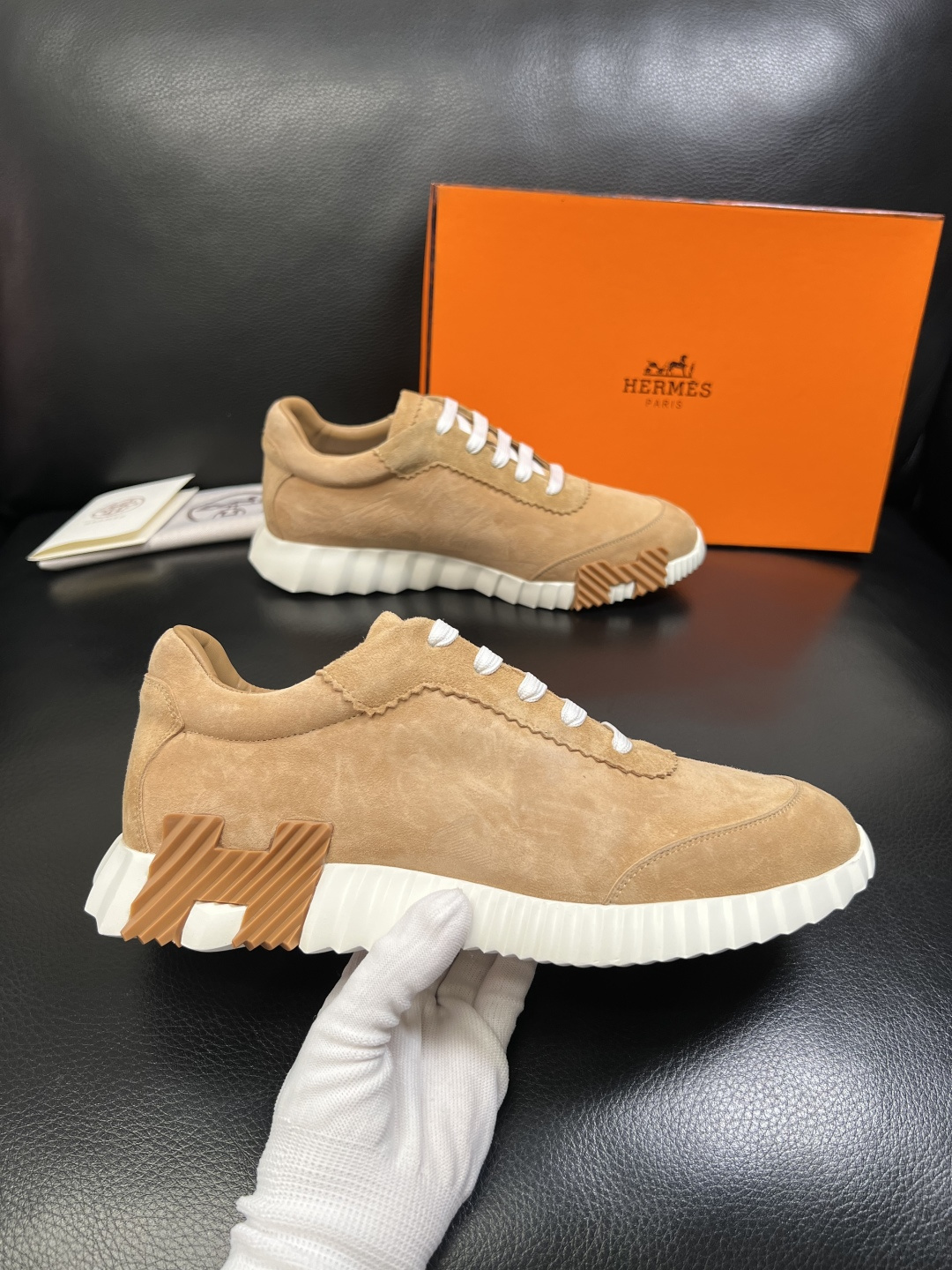 Hermes 高品质 顶级工艺品 爱马仕 专柜同步发售原厂配置，意大利进口原版牛皮面料，高品质拼接工艺，