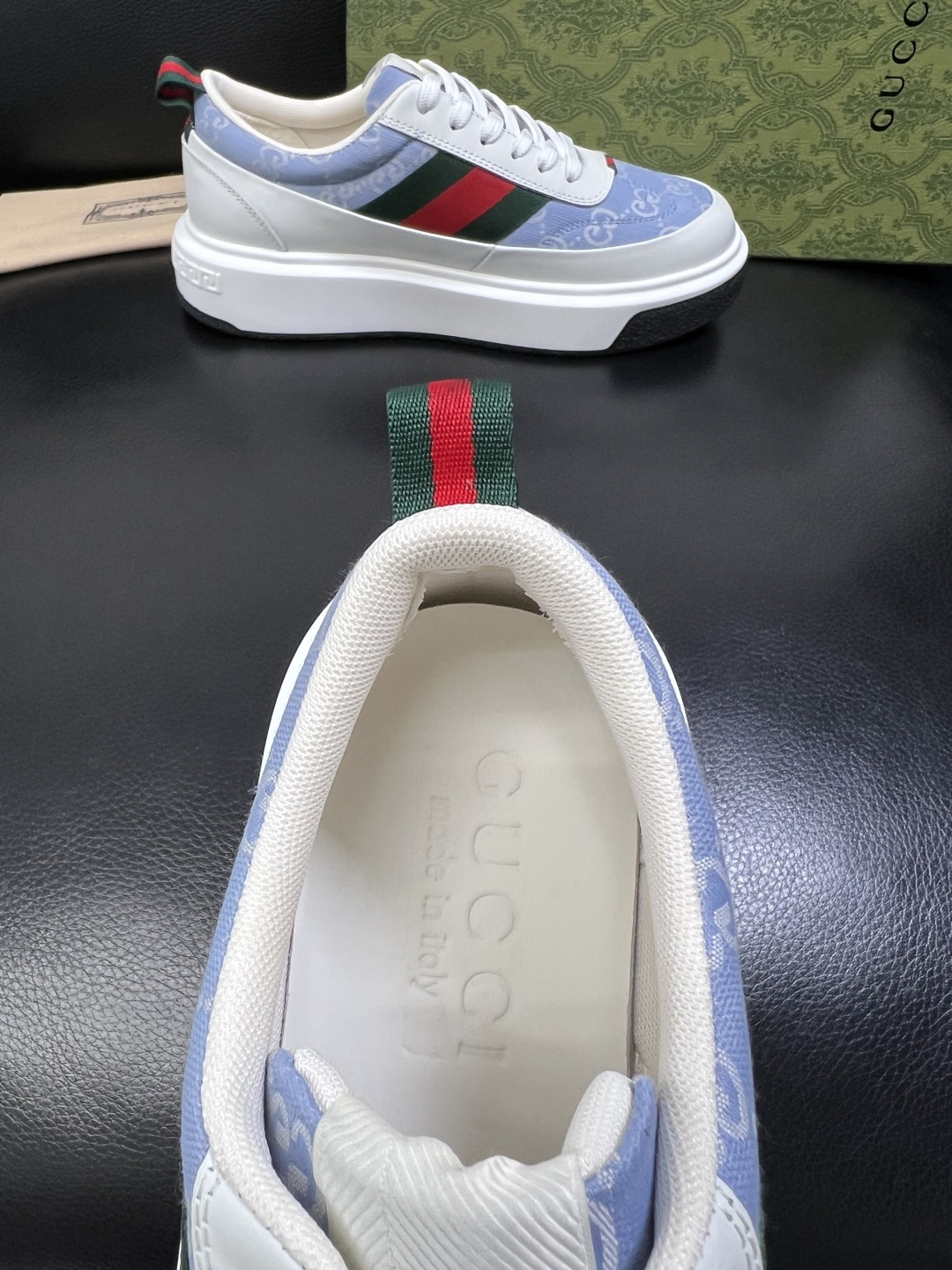 Gucci 高品质 顶级工艺品 古奇 专柜新款原厂配置，意大利进口牛皮面料，进口牛皮内里垫，透气舒适，鞋