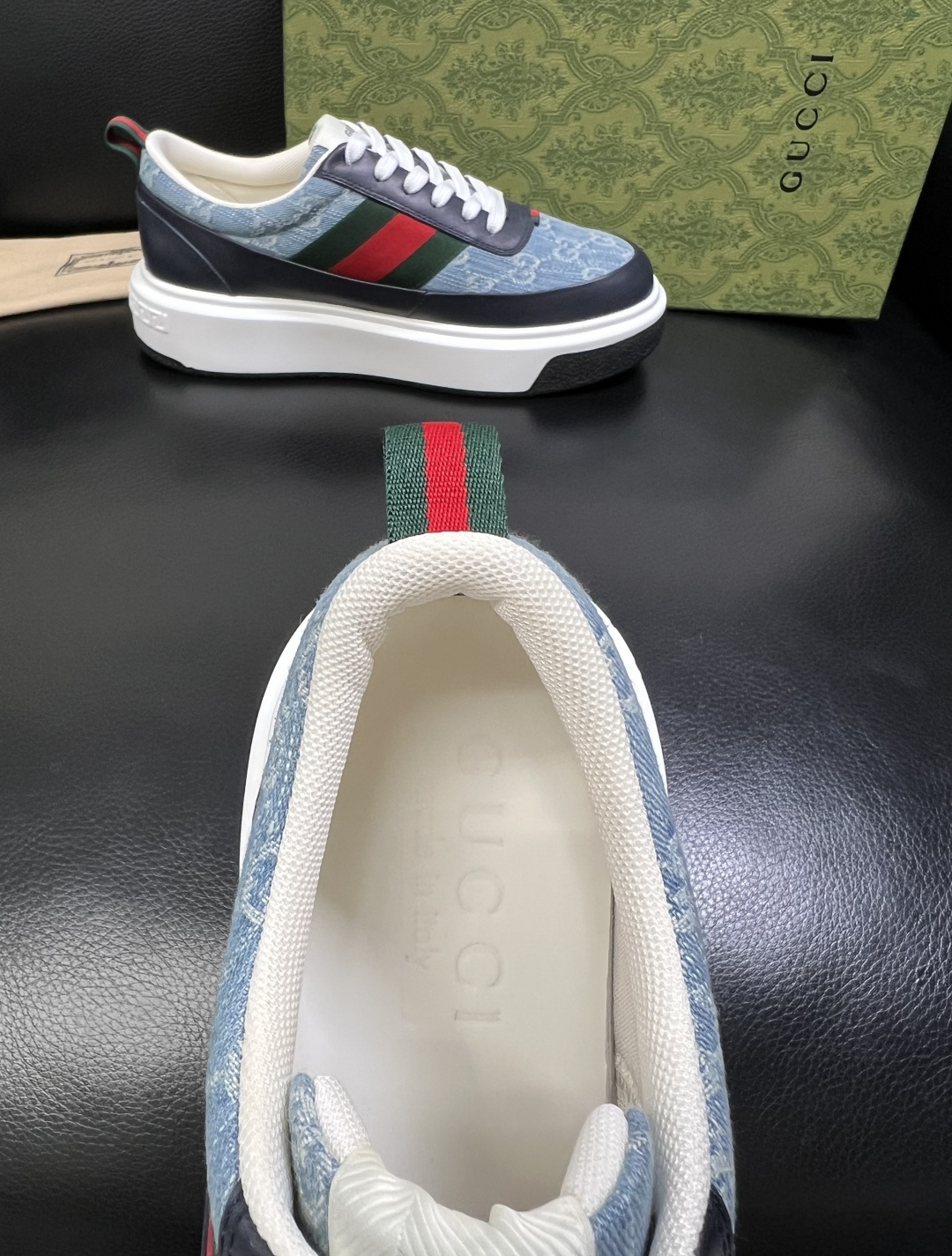 Gucci 高品质 顶级工艺品 古奇 专柜新款原厂配置，意大利进口牛皮面料，进口牛皮内里垫，透气舒适，鞋