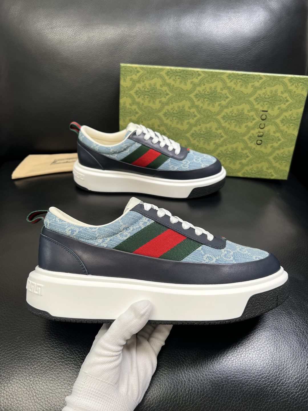 Gucci 高品质 顶级工艺品 古奇 专柜新款原厂配置，意大利进口牛皮面料，进口牛皮内里垫，透气舒适，鞋