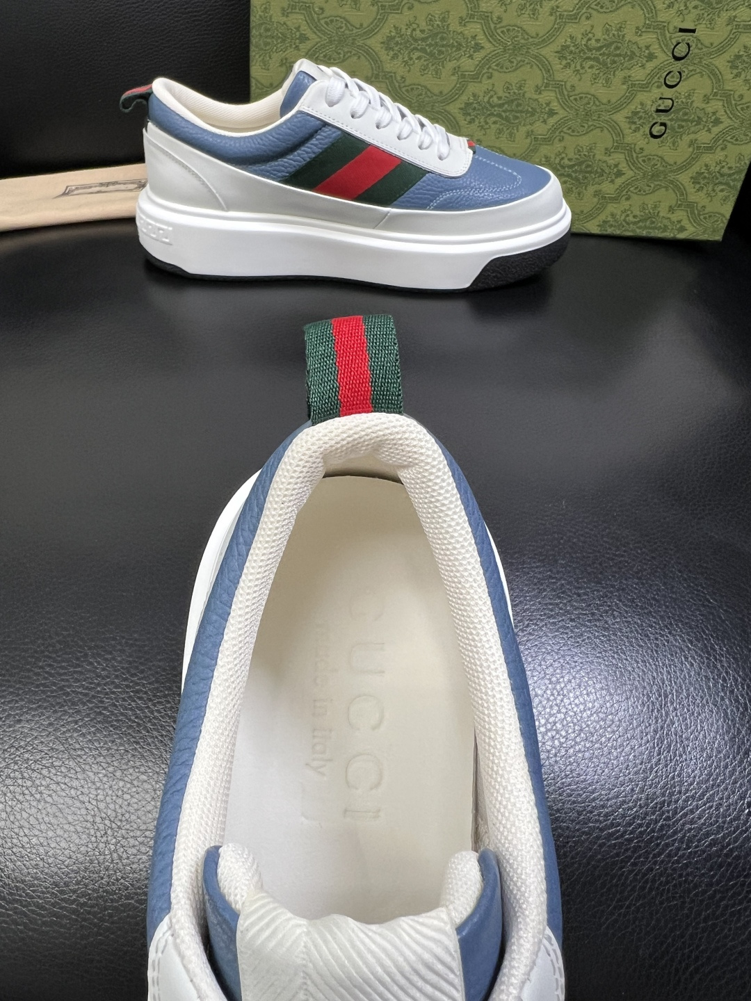 Gucci 高品质 顶级工艺品 古奇 专柜新款原厂配置，意大利进口牛皮面料，进口牛皮内里垫，透气舒适，鞋