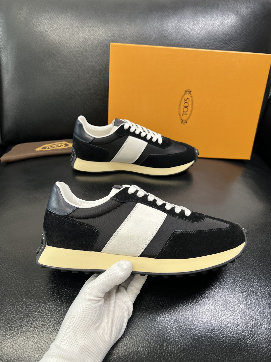 Tods 高品质 顶级工艺品 托德斯 专柜新款原厂配置，意大利进口牛皮拼布面料，进口牛里垫，透气舒适，鞋