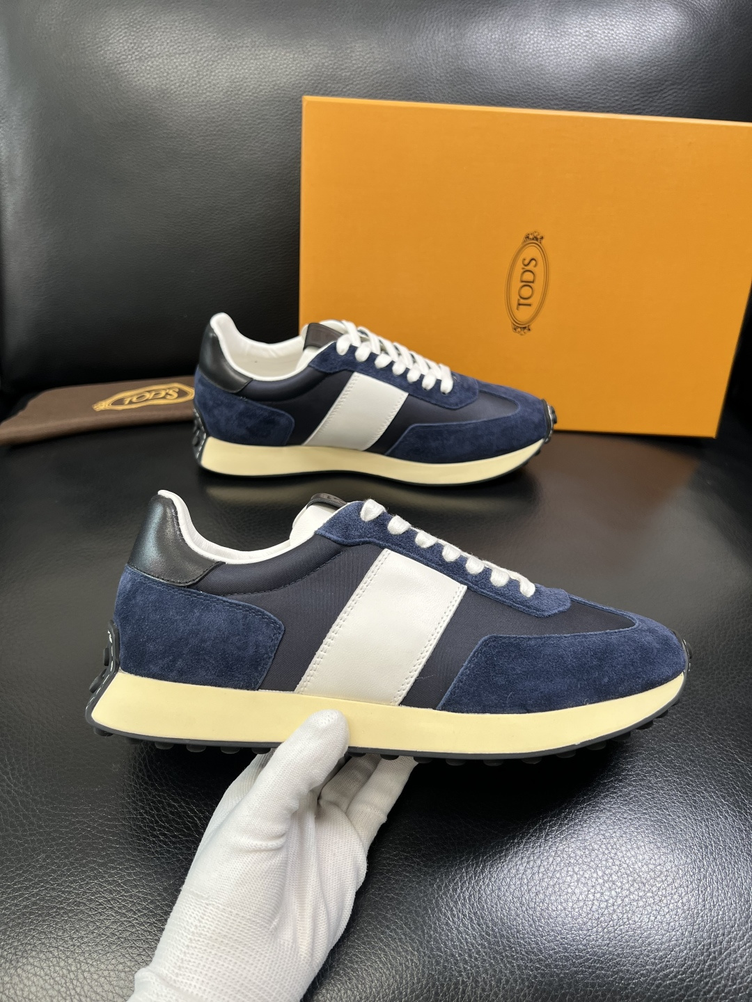 Tods 高品质 顶级工艺品 托德斯 专柜新款原厂配置，意大利进口牛皮拼布面料，进口牛里垫，透气舒适，鞋