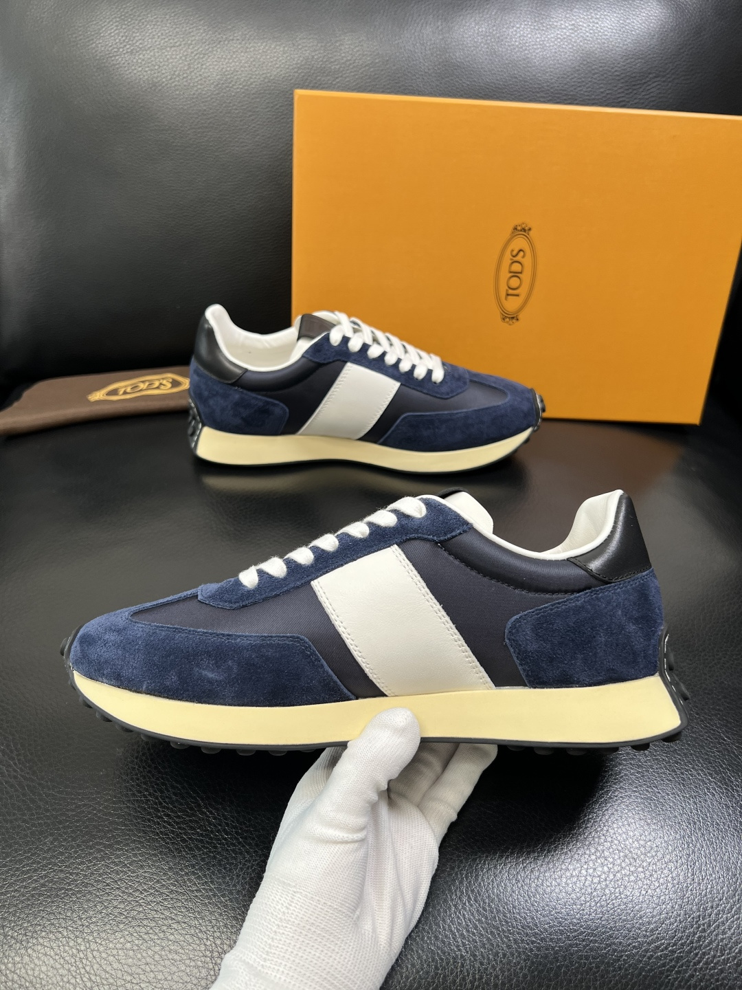 Tods 高品质 顶级工艺品 托德斯 专柜新款原厂配置，意大利进口牛皮拼布面料，进口牛里垫，透气舒适，鞋