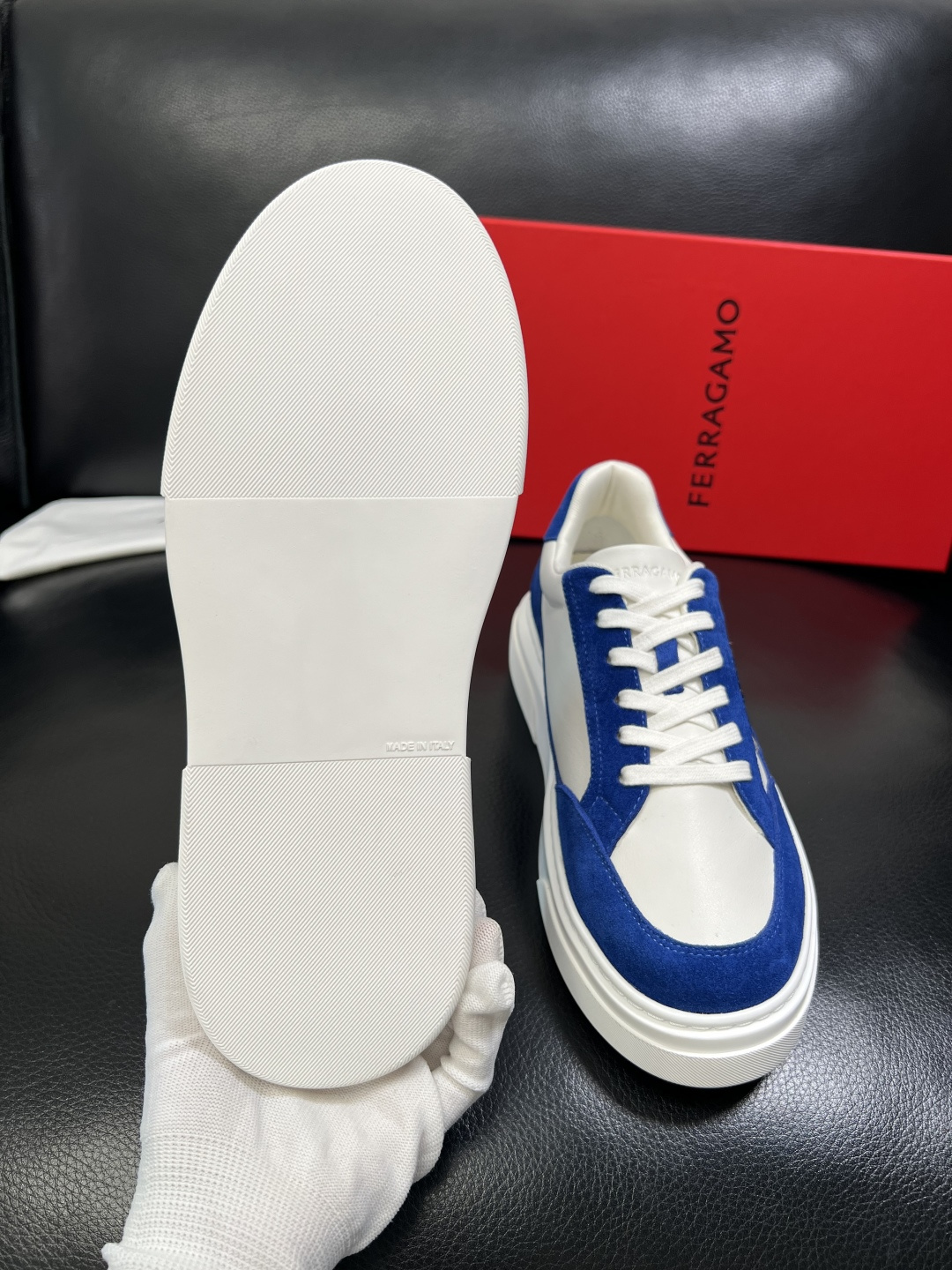 Ferragamo 高品质 顶级工艺品 菲拉格慕 专柜同步发售原厂配置，意大利进口原版牛皮，进口水染牛里