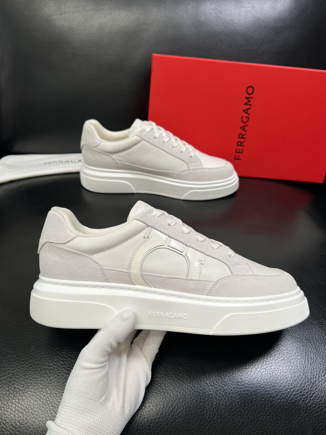 Ferragamo 高品质 顶级工艺品 菲拉格慕 专柜同步发售原厂配置，意大利进口原版牛皮，进口水染牛里