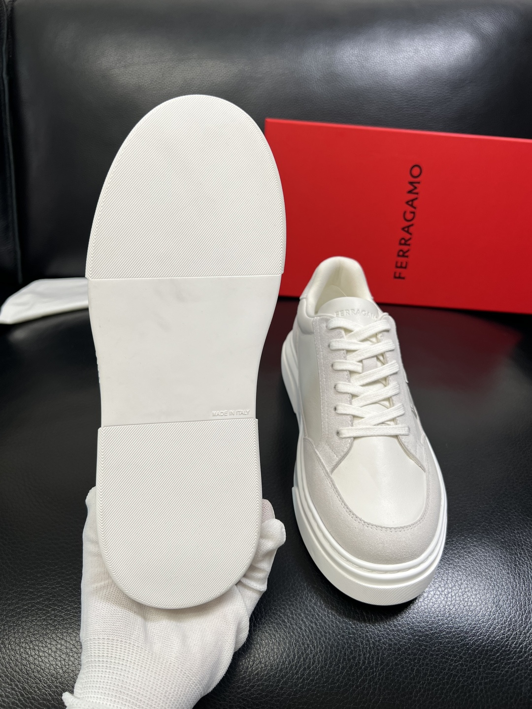 Ferragamo 高品质 顶级工艺品 菲拉格慕 专柜同步发售原厂配置，意大利进口原版牛皮，进口水染牛里