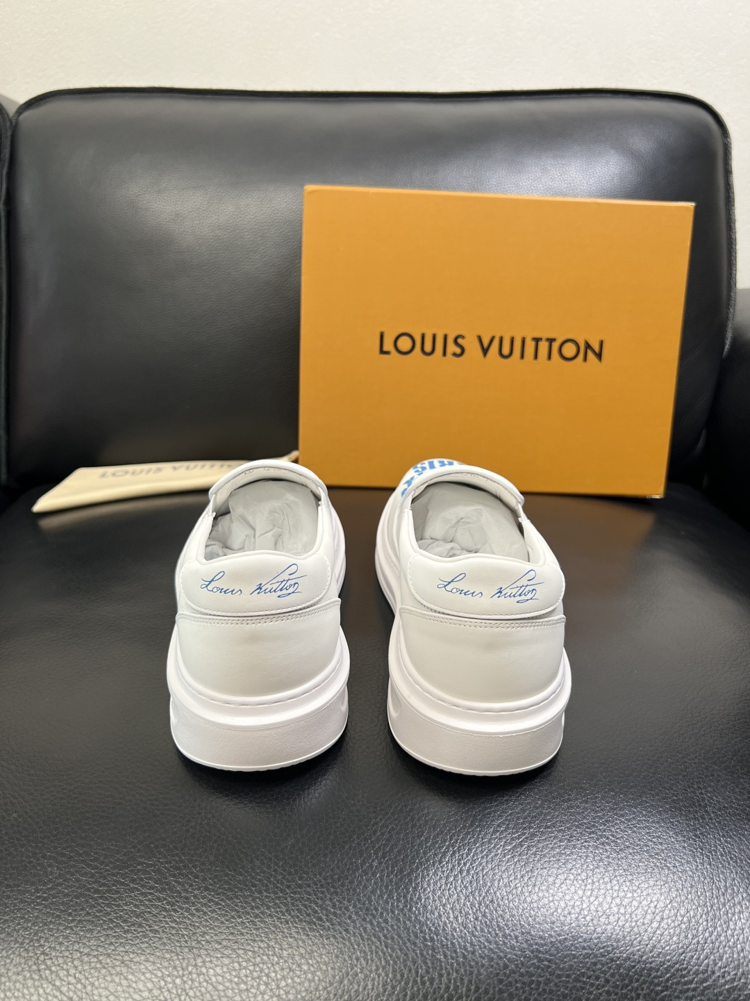 Lv 高品质 顶级工艺品 路易威登，运动板鞋专柜同步，鞋面意大利进口，高品质拼接缤纷色彩复杂工艺品，进口