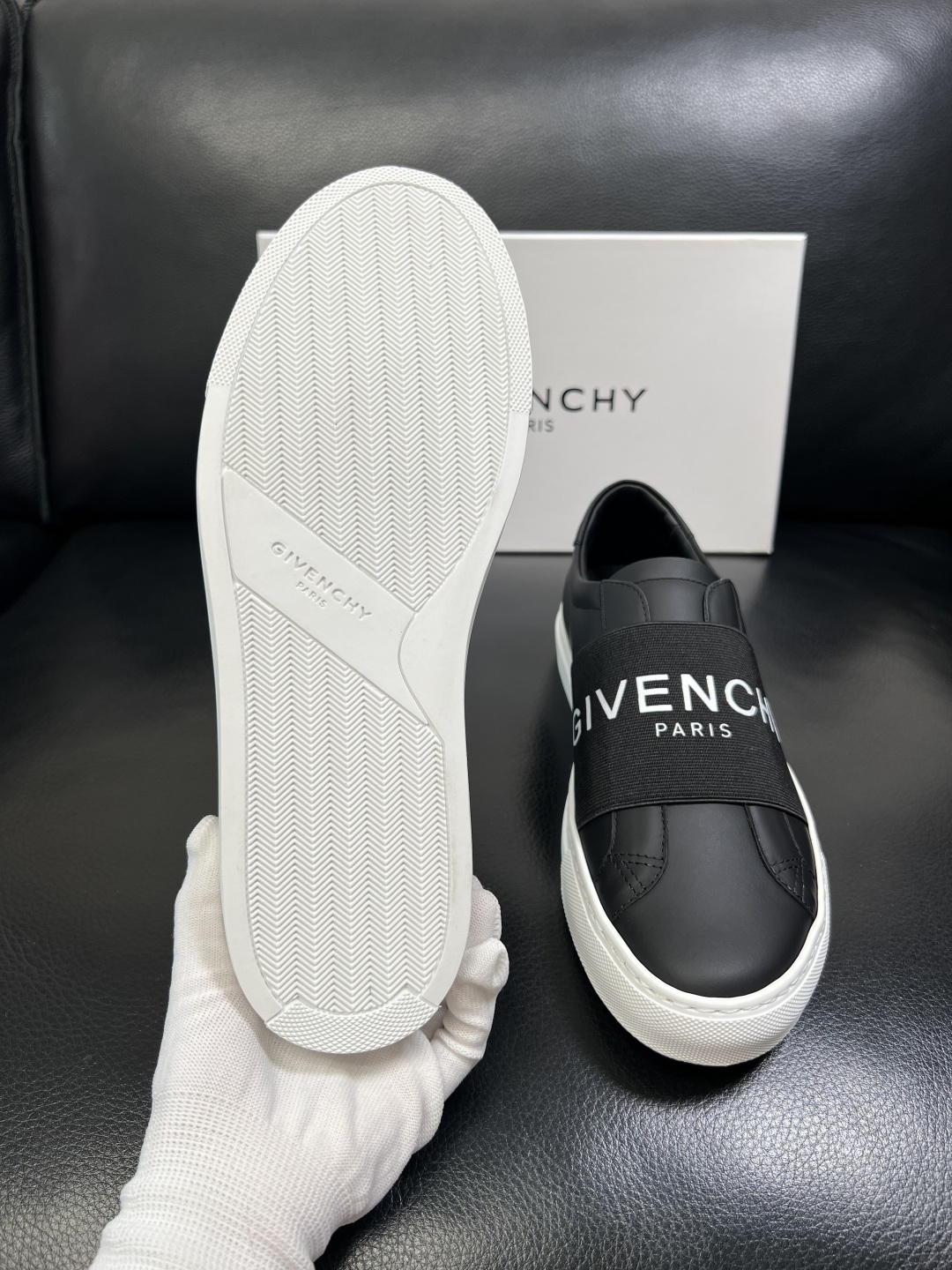 Givenchy 高品质 纪梵希 顶级工艺品 专柜新品同步，鞋面意大利进口牛皮拼布面料，进口水染牛皮内里