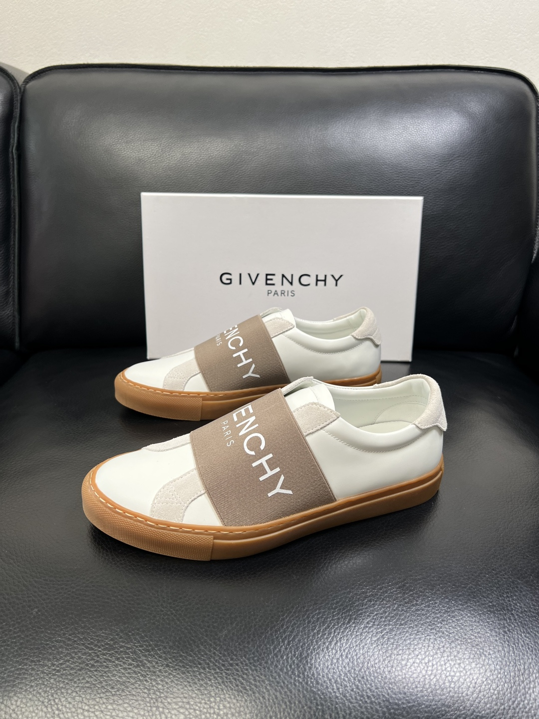 Givenchy 高品质 纪梵希 顶级工艺品 专柜新品同步，鞋面意大利进口牛皮拼布面料，进口水染牛皮内里