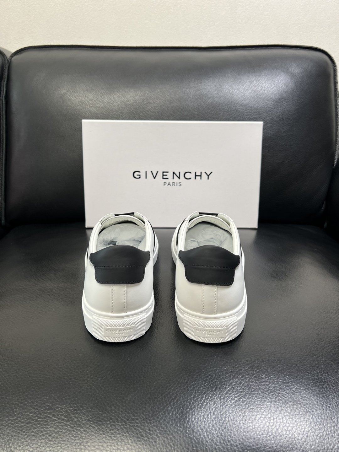 Givenchy 高品质 纪梵希 顶级工艺品 专柜新品同步，鞋面意大利进口牛皮拼布面料，进口水染牛皮内里
