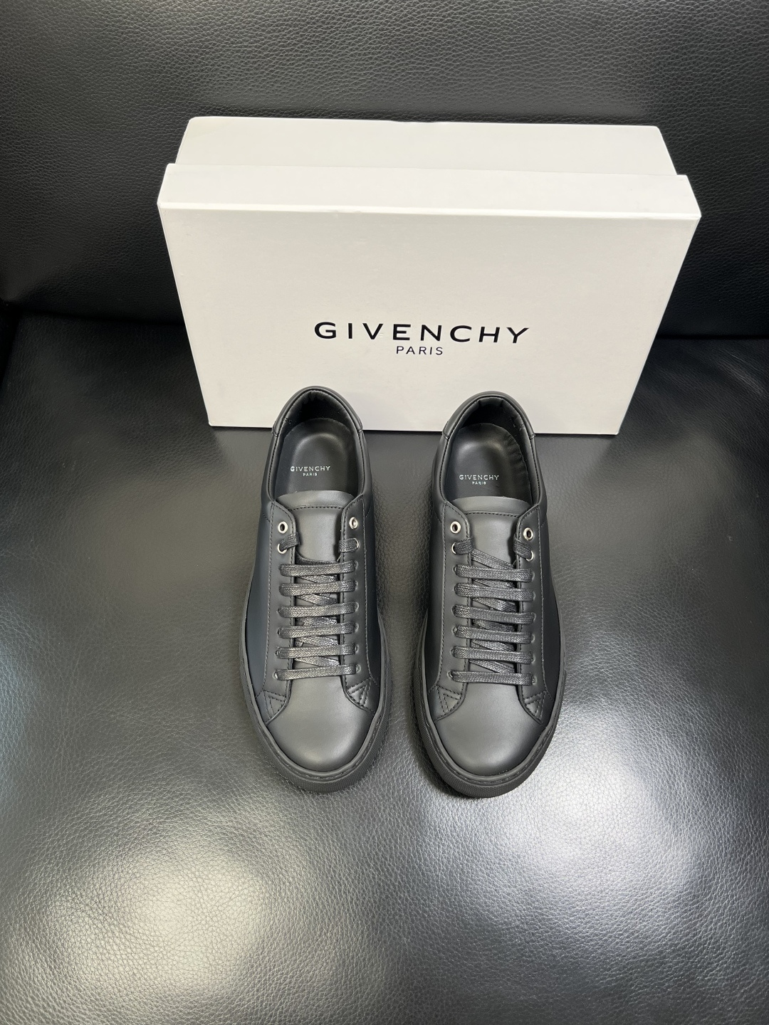 Givenchy 高品质 纪梵希 顶级工艺品 专柜新品同步，鞋面意大利进口牛皮拼布面料，进口水染牛皮内里