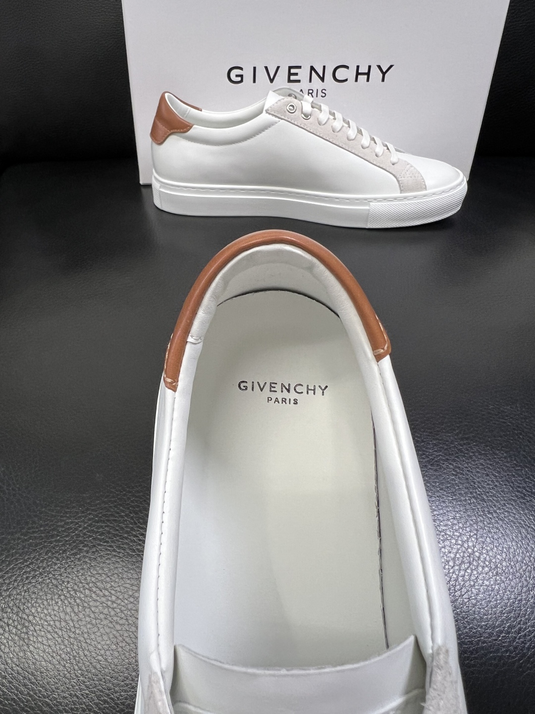 Givenchy 高品质 纪梵希 顶级工艺品 专柜新品同步，鞋面意大利进口牛皮拼布面料，进口水染牛皮内里