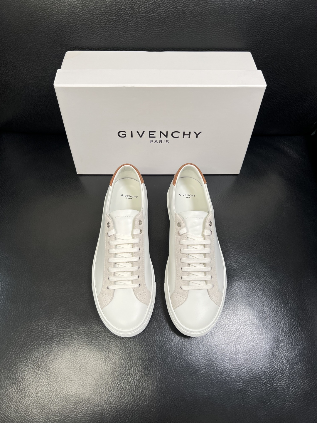 Givenchy 高品质 纪梵希 顶级工艺品 专柜新品同步，鞋面意大利进口牛皮拼布面料，进口水染牛皮内里