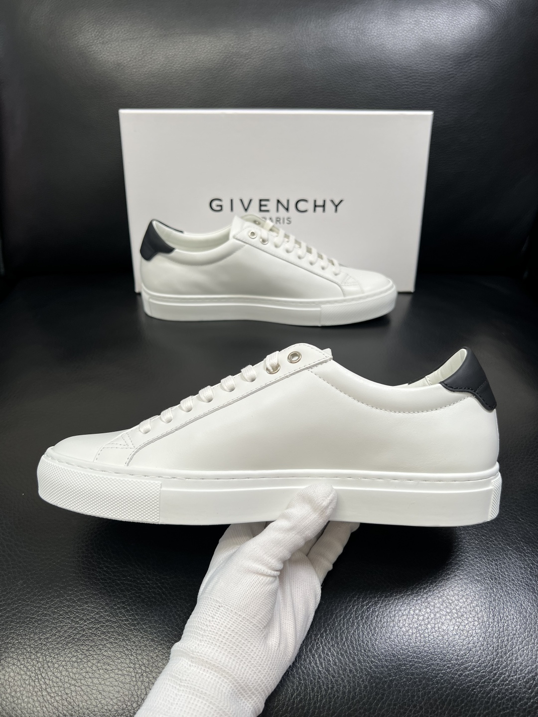 Givenchy 高品质 纪梵希 顶级工艺品 专柜新品同步，鞋面意大利进口牛皮拼布面料，进口水染牛皮内里