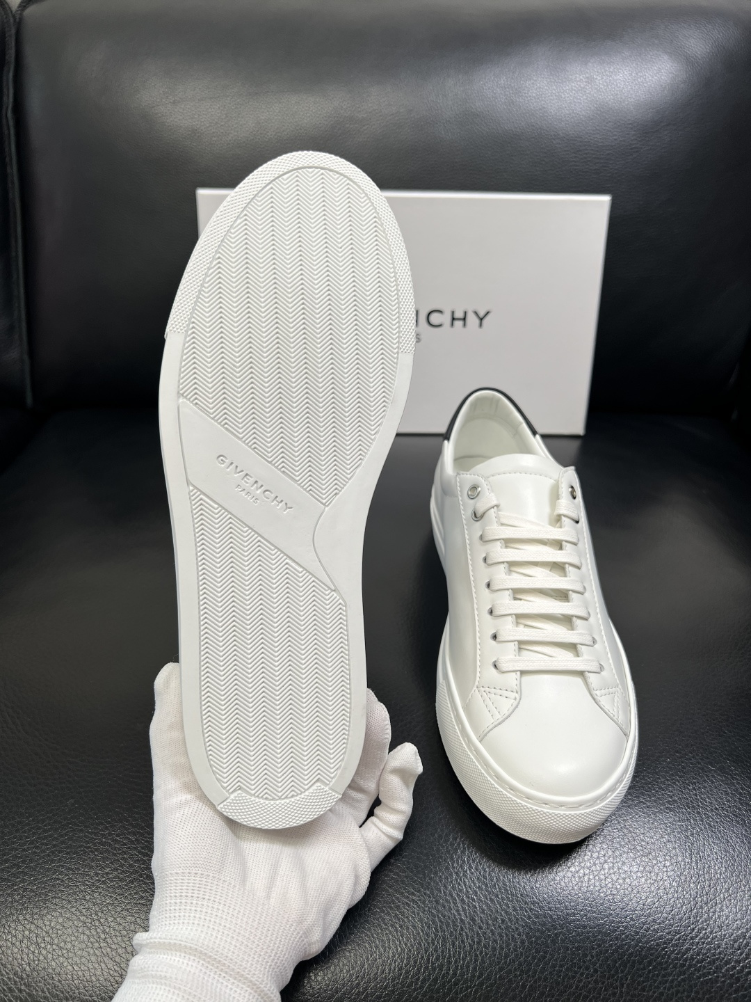 Givenchy 高品质 纪梵希 顶级工艺品 专柜新品同步，鞋面意大利进口牛皮拼布面料，进口水染牛皮内里