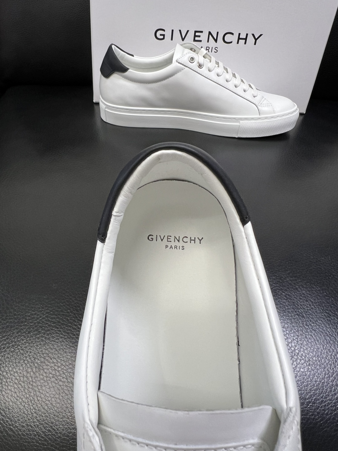 Givenchy 高品质 纪梵希 顶级工艺品 专柜新品同步，鞋面意大利进口牛皮拼布面料，进口水染牛皮内里