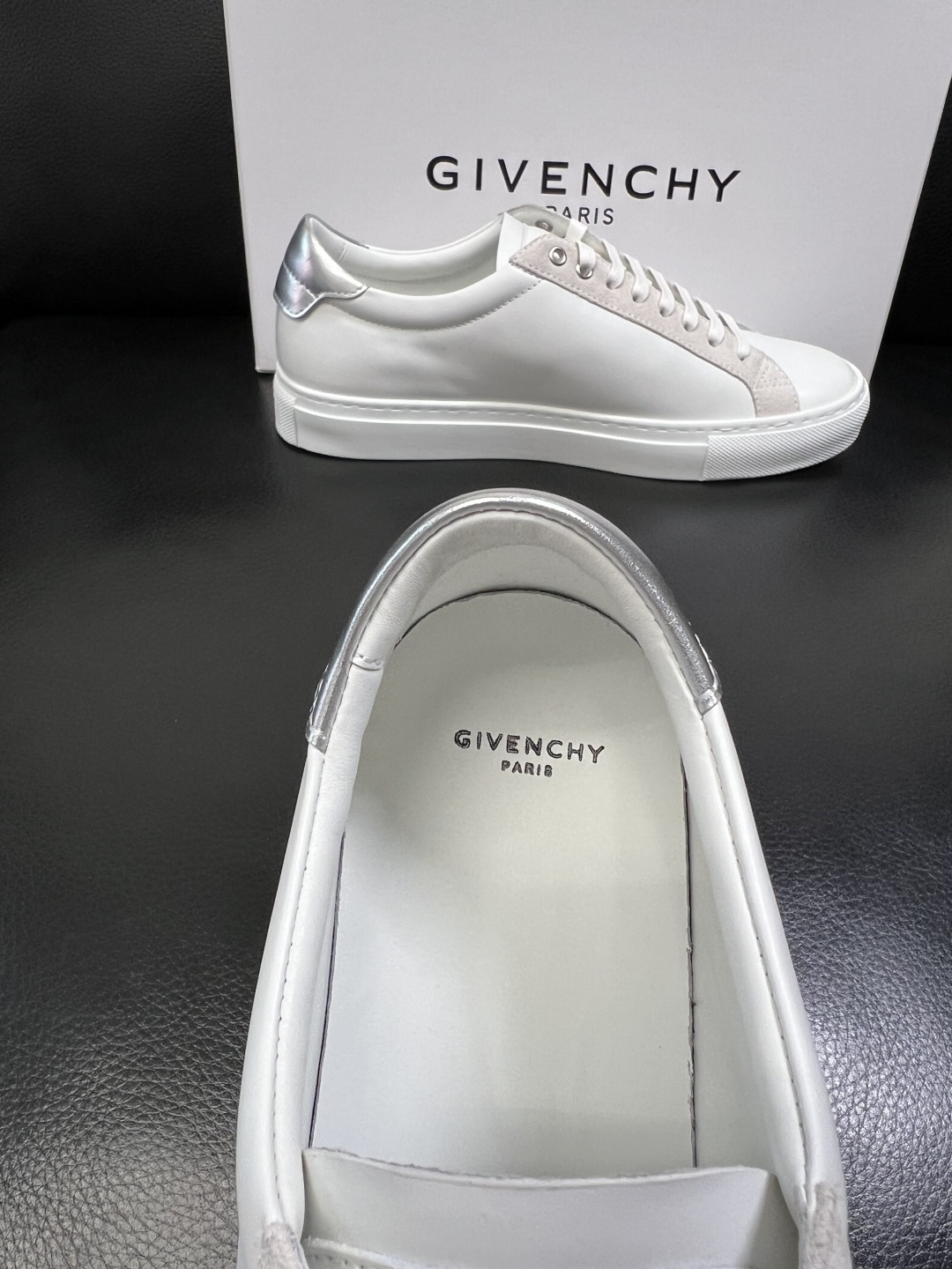 Givenchy 高品质 纪梵希 顶级工艺品 专柜新品同步，鞋面意大利进口牛皮拼布面料，进口水染牛皮内里