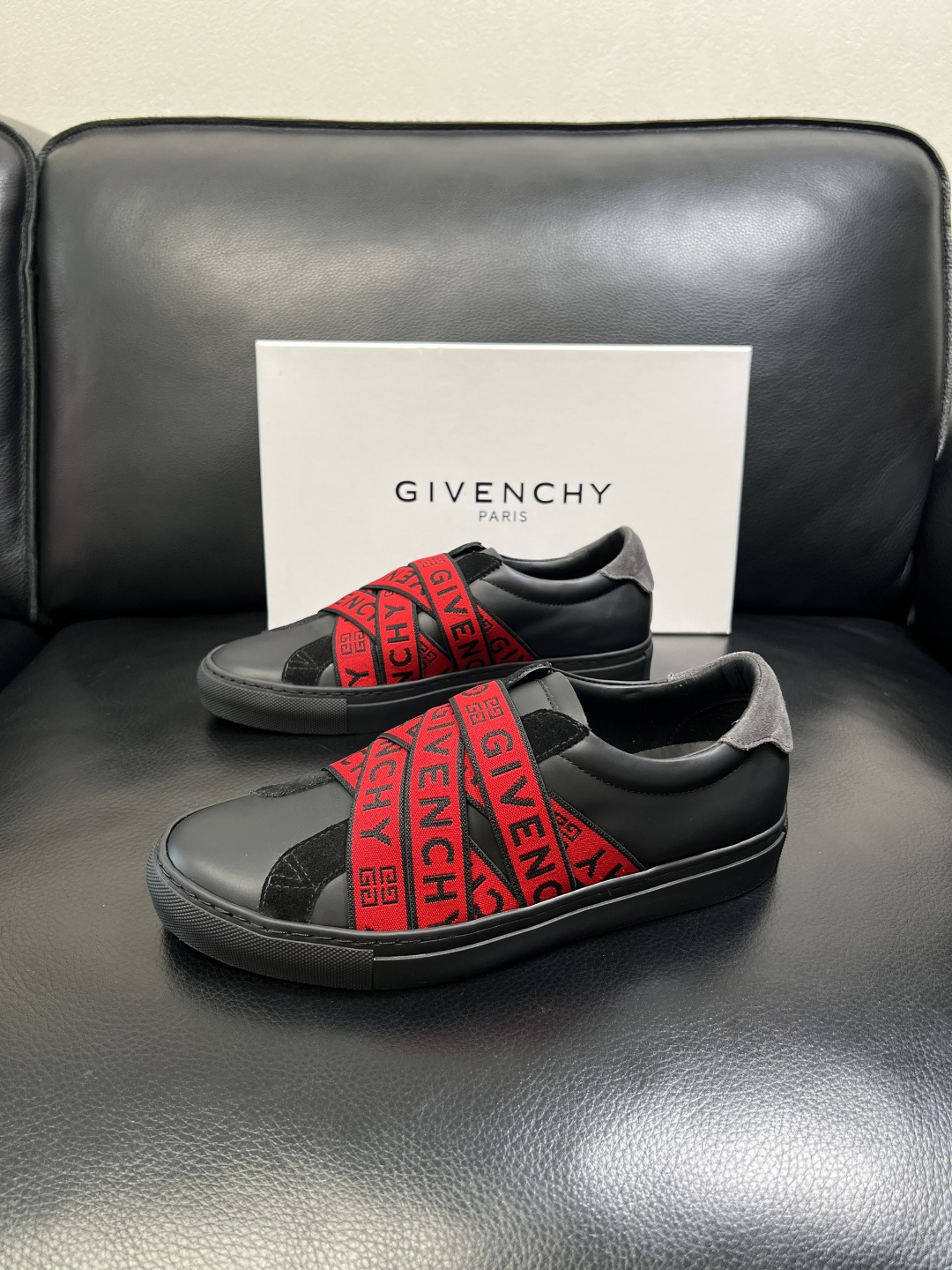 Givenchy 高品质 纪梵希 顶级工艺品 专柜新品同步，鞋面意大利进口牛皮拼布面料，进口水染牛皮内里