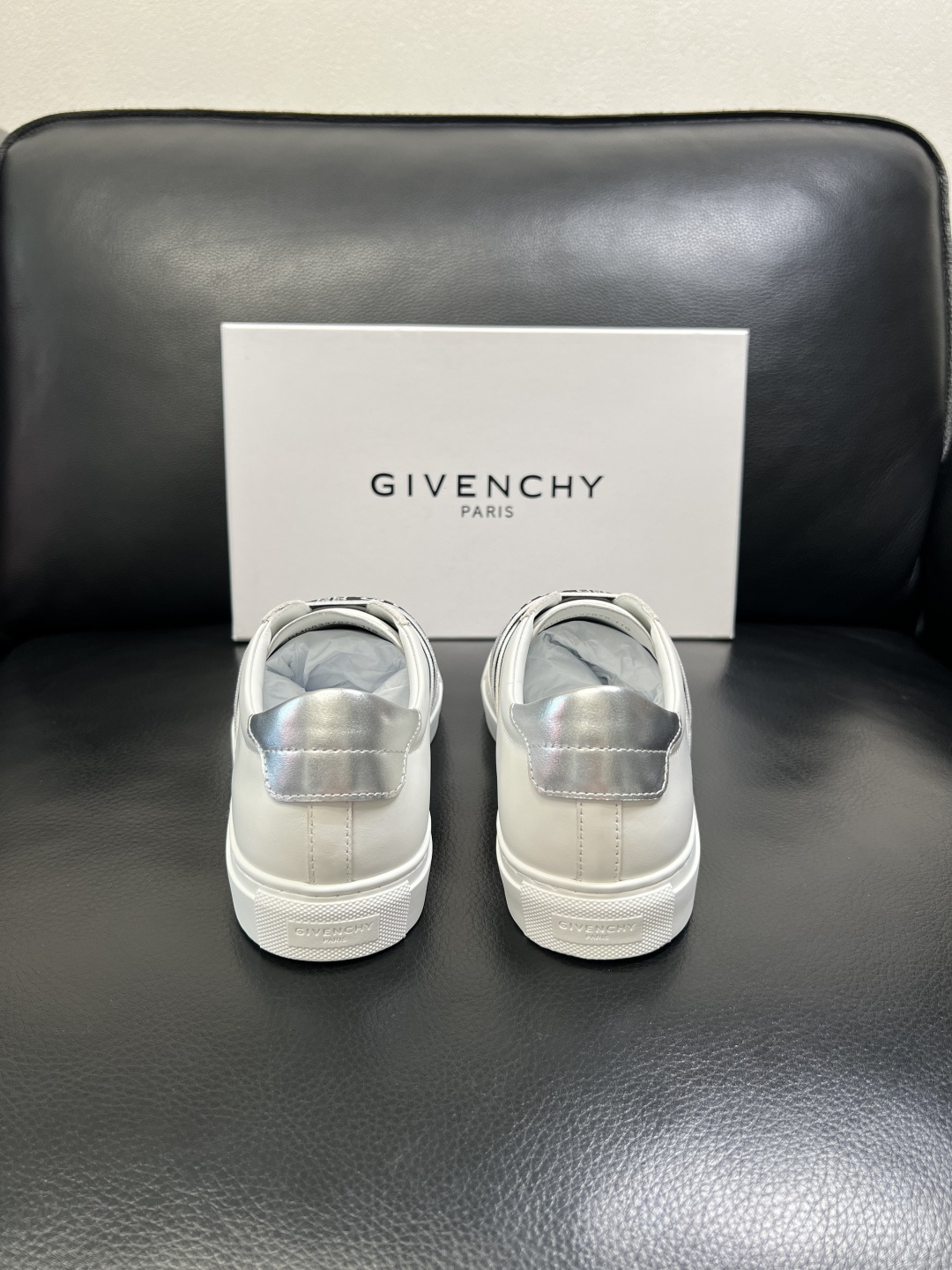 Givenchy 高品质 纪梵希 顶级工艺品 专柜新品同步，鞋面意大利进口牛皮拼布面料，进口水染牛皮内里
