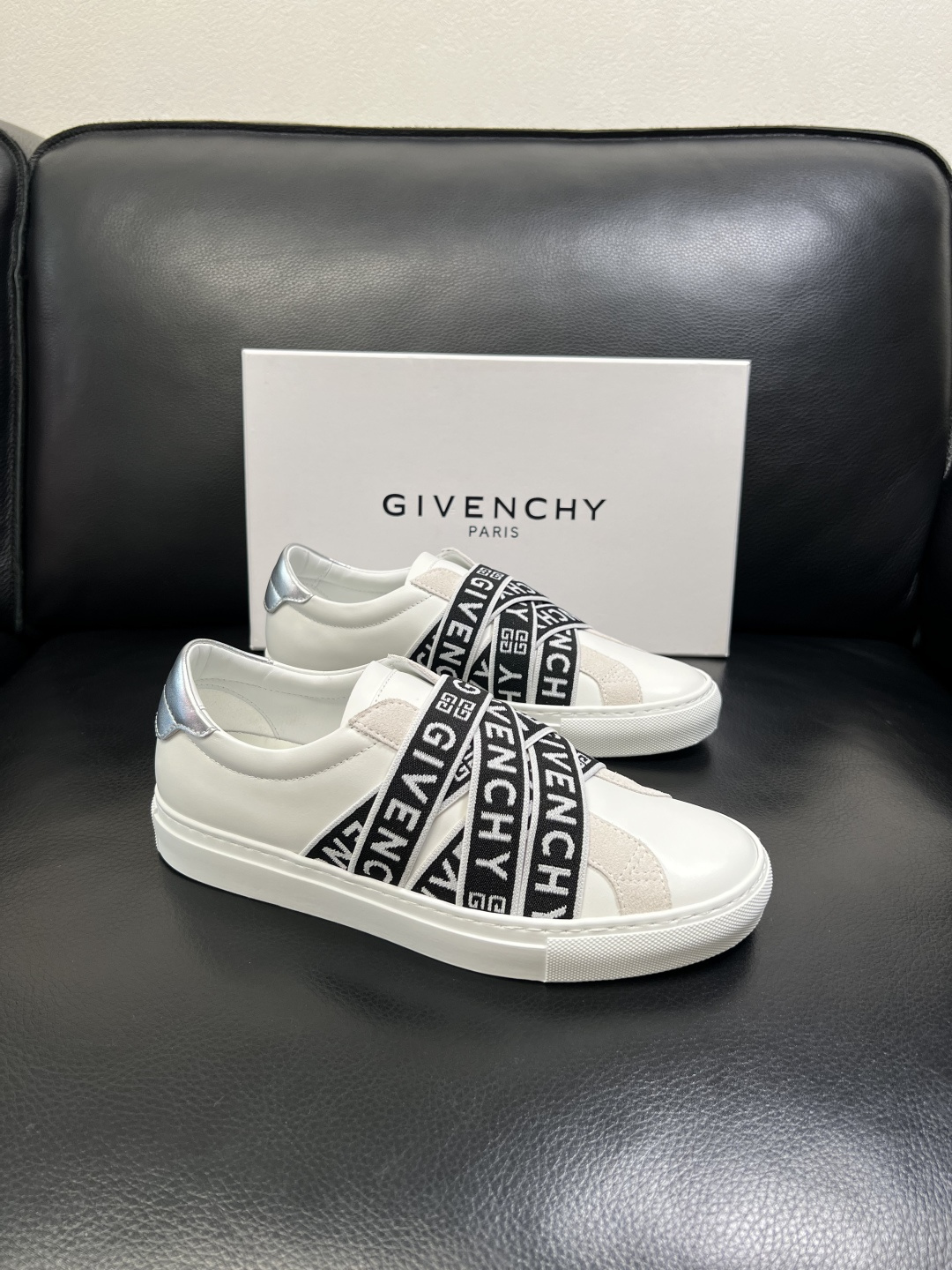 Givenchy 高品质 纪梵希 顶级工艺品 专柜新品同步，鞋面意大利进口牛皮拼布面料，进口水染牛皮内里