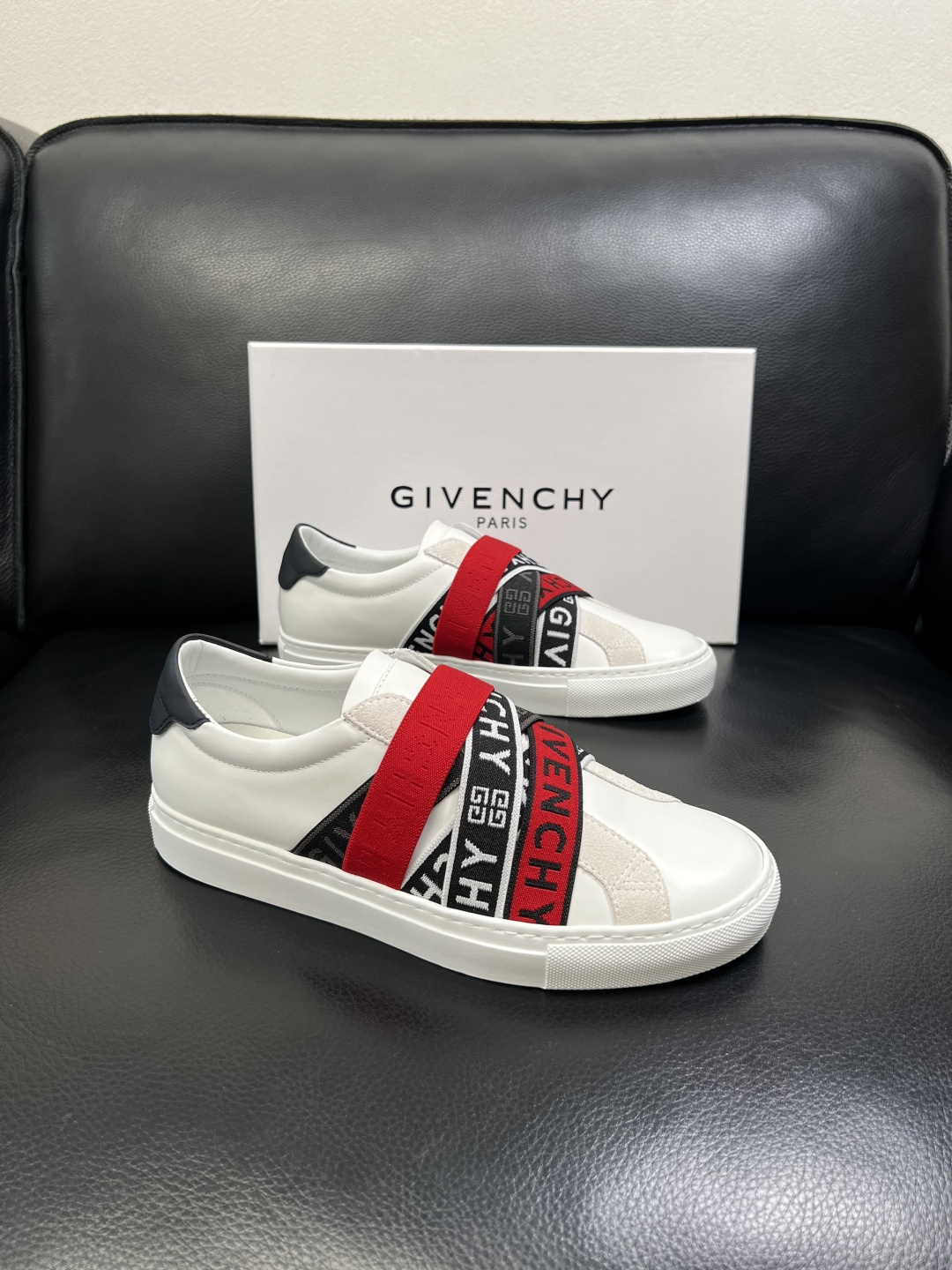 Givenchy 高品质 纪梵希 顶级工艺品 专柜新品同步，鞋面意大利进口牛皮拼布面料，进口水染牛皮内里