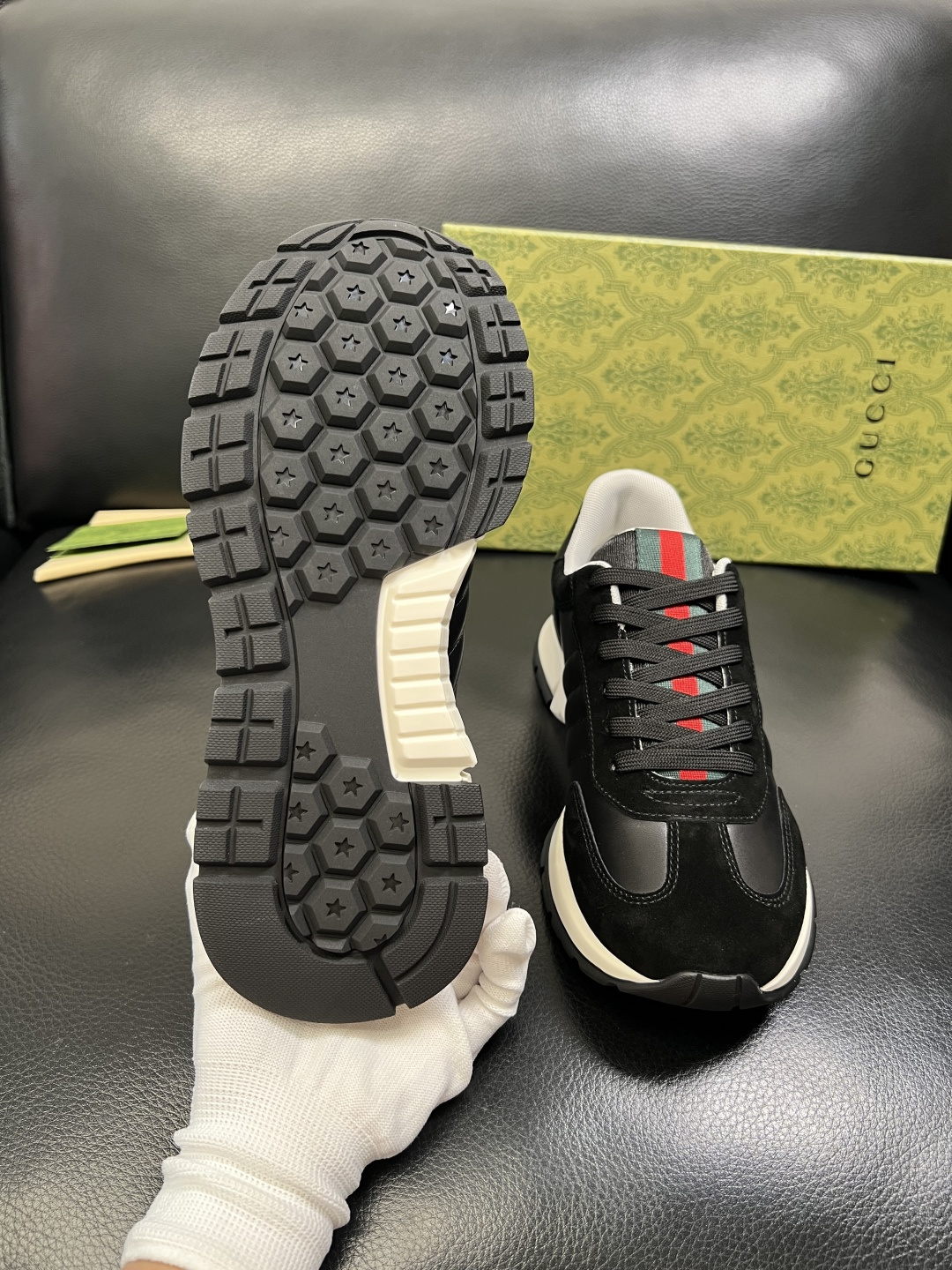 Gucci 高品质 顶级工艺品 古奇 专柜新款原厂配置，意大利进口牛皮面料，进口牛皮内里垫，透气舒适，鞋