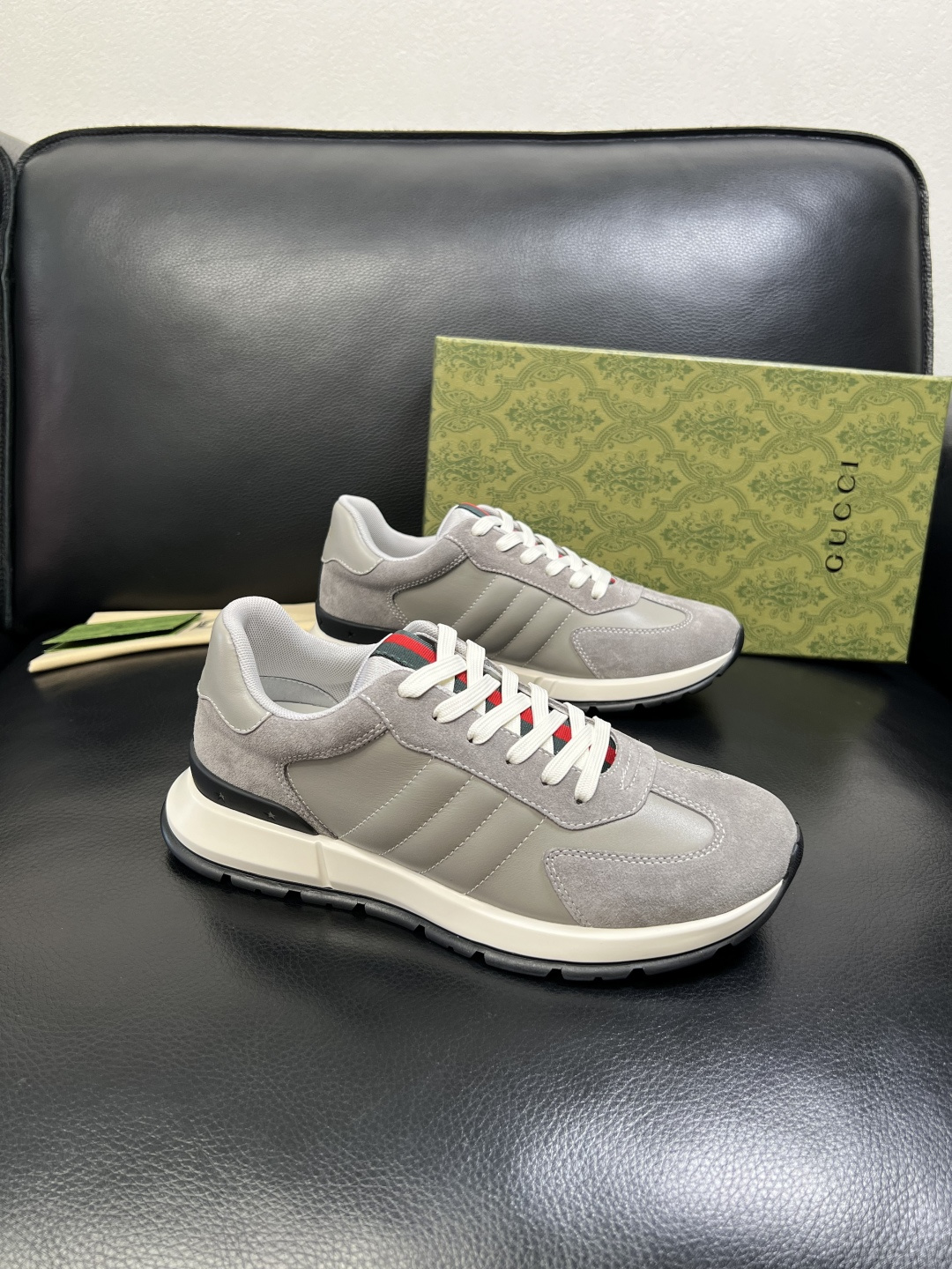 Gucci 高品质 顶级工艺品 古奇 专柜新款原厂配置，意大利进口牛皮面料，进口牛皮内里垫，透气舒适，鞋