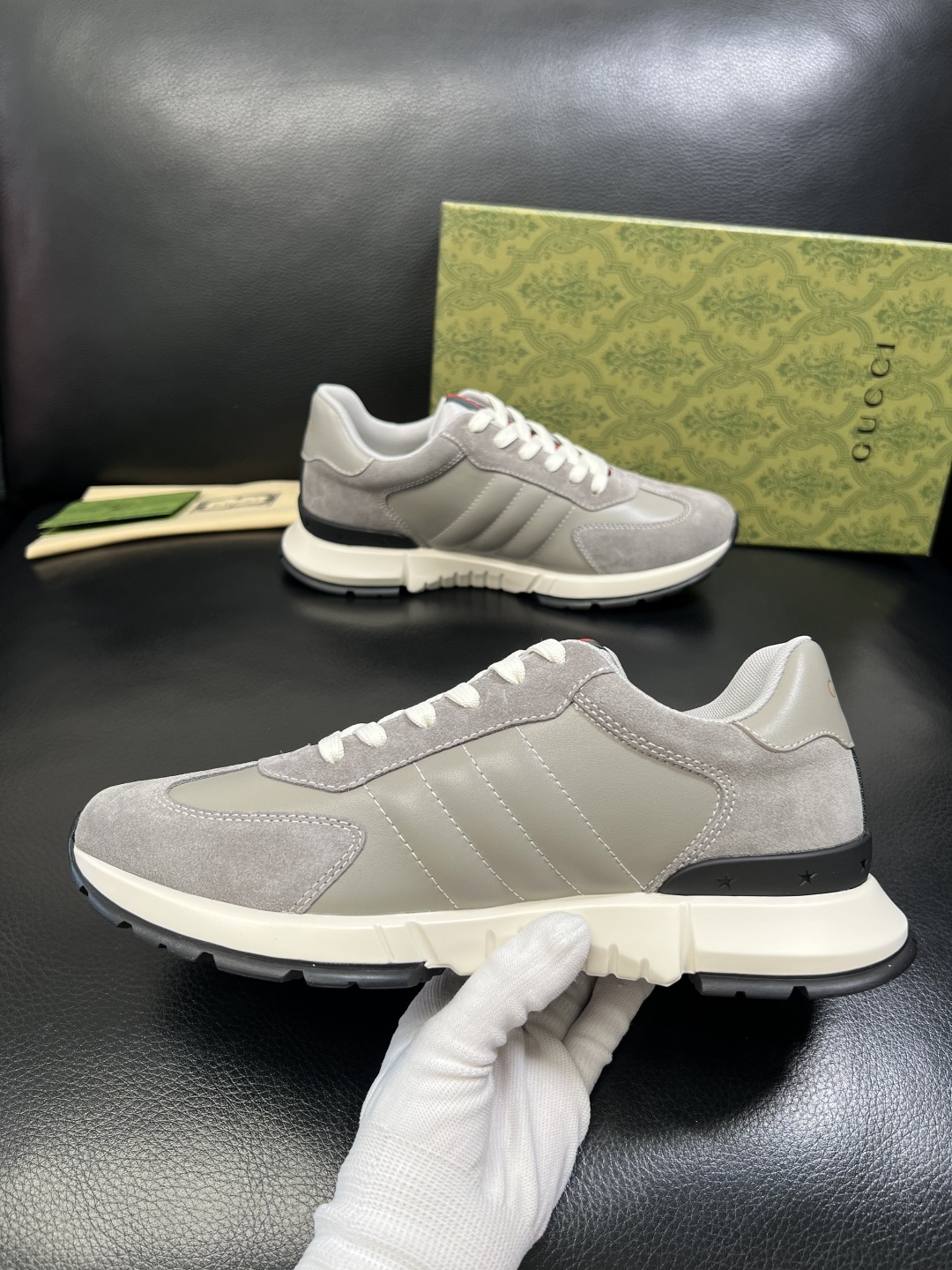 Gucci 高品质 顶级工艺品 古奇 专柜新款原厂配置，意大利进口牛皮面料，进口牛皮内里垫，透气舒适，鞋