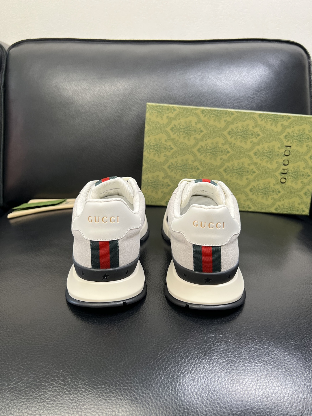 Gucci 高品质 顶级工艺品 古奇 专柜新款原厂配置，意大利进口牛皮面料，进口牛皮内里垫，透气舒适，鞋