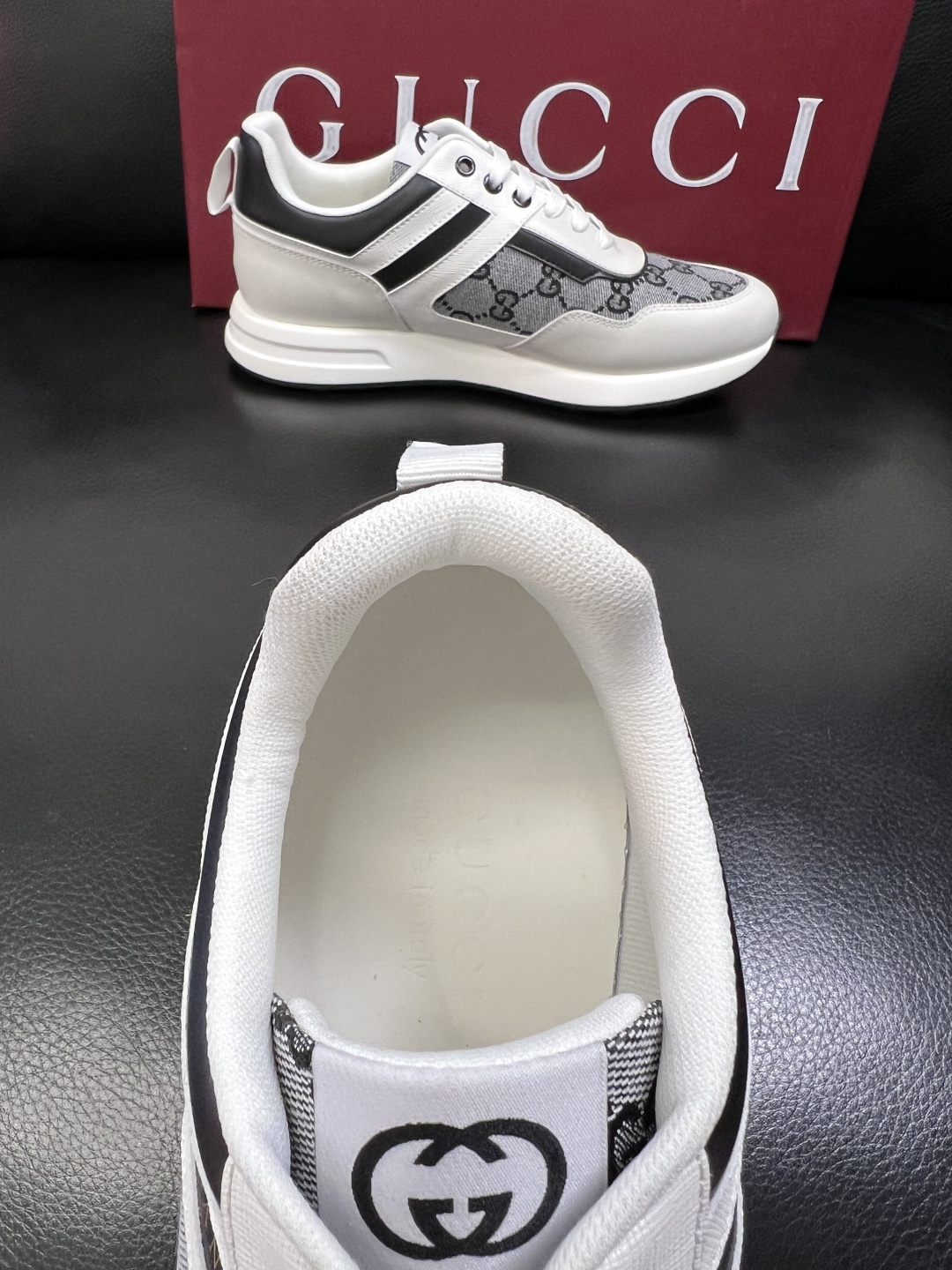 Gucci 高品质 顶级工艺品 古奇专柜新款，原厂配置意大利进口牛皮面料，进口牛皮内里垫，透气舒适，鞋底