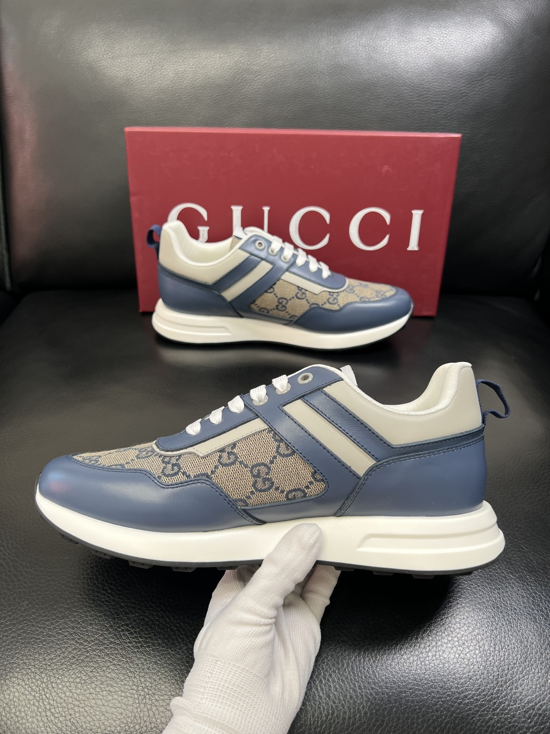 Gucci 高品质 顶级工艺品 古奇专柜新款，原厂配置意大利进口牛皮面料，进口牛皮内里垫，透气舒适，鞋底